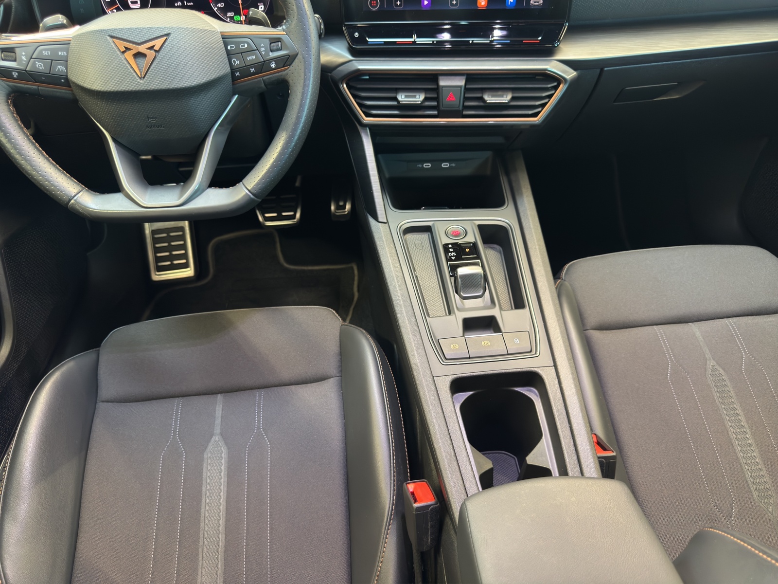 Leon Sportstourer 2.0 TSI DSG BEATS Navi LED ACCRückfahrkamera