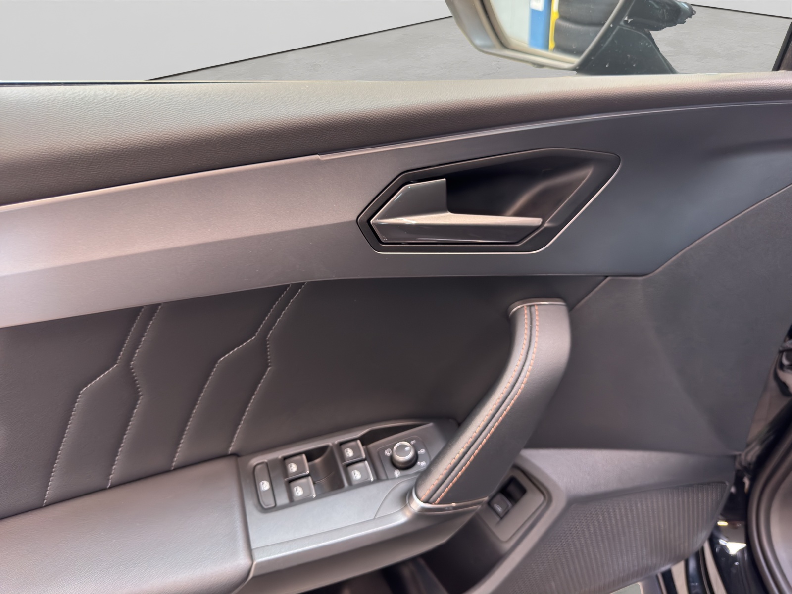 Leon Sportstourer 2.0 TSI DSG BEATS Navi LED ACCRückfahrkamera