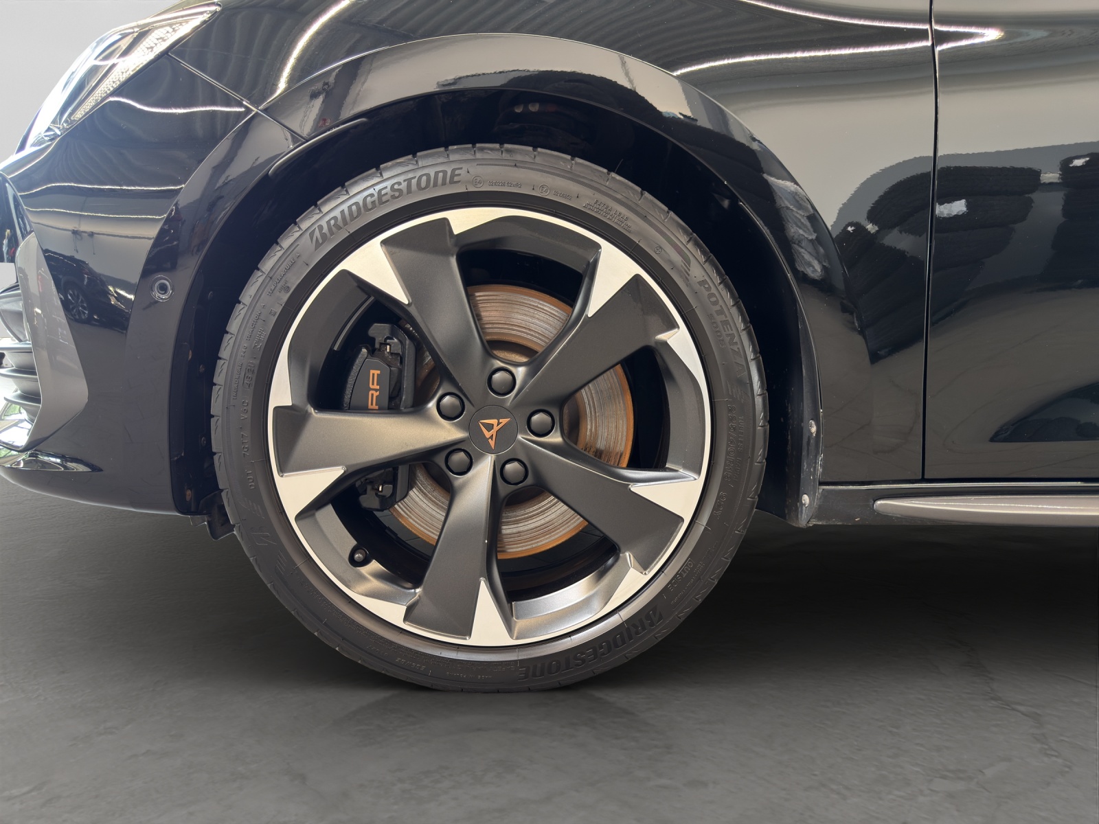 Leon Sportstourer 2.0 TSI DSG BEATS Navi LED ACCRückfahrkamera