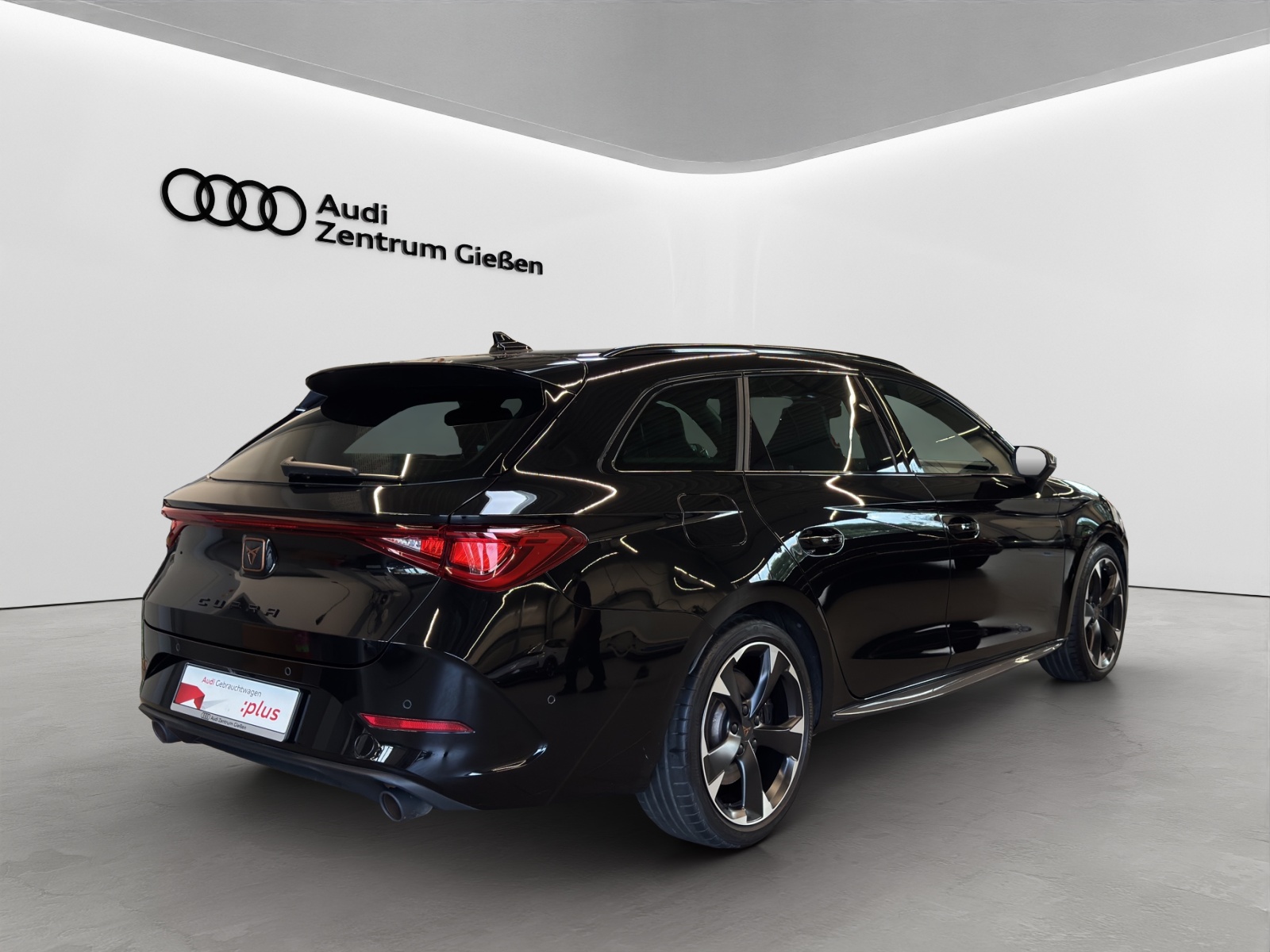 Leon Sportstourer 2.0 TSI DSG BEATS Navi LED ACCRückfahrkamera