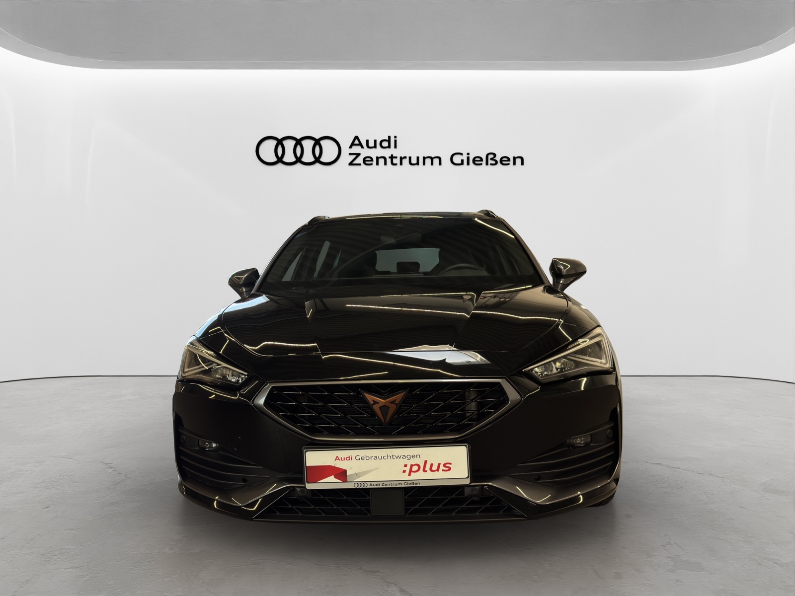 Leon Sportstourer 2.0 TSI DSG BEATS Navi LED ACCRückfahrkamera