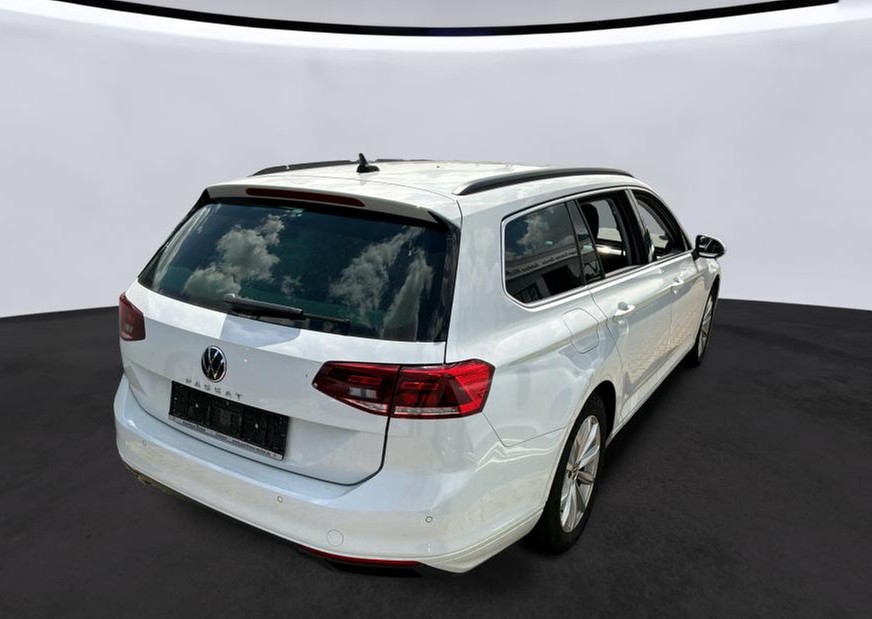 Passat Variant TDI DSG Buisness ACC LED Navi Standh.Ergositz Kamera
