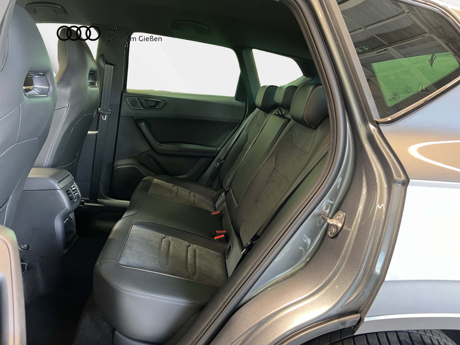 Ateca 2.0 TSI 4Drive DSG VZ AHK LED Navi