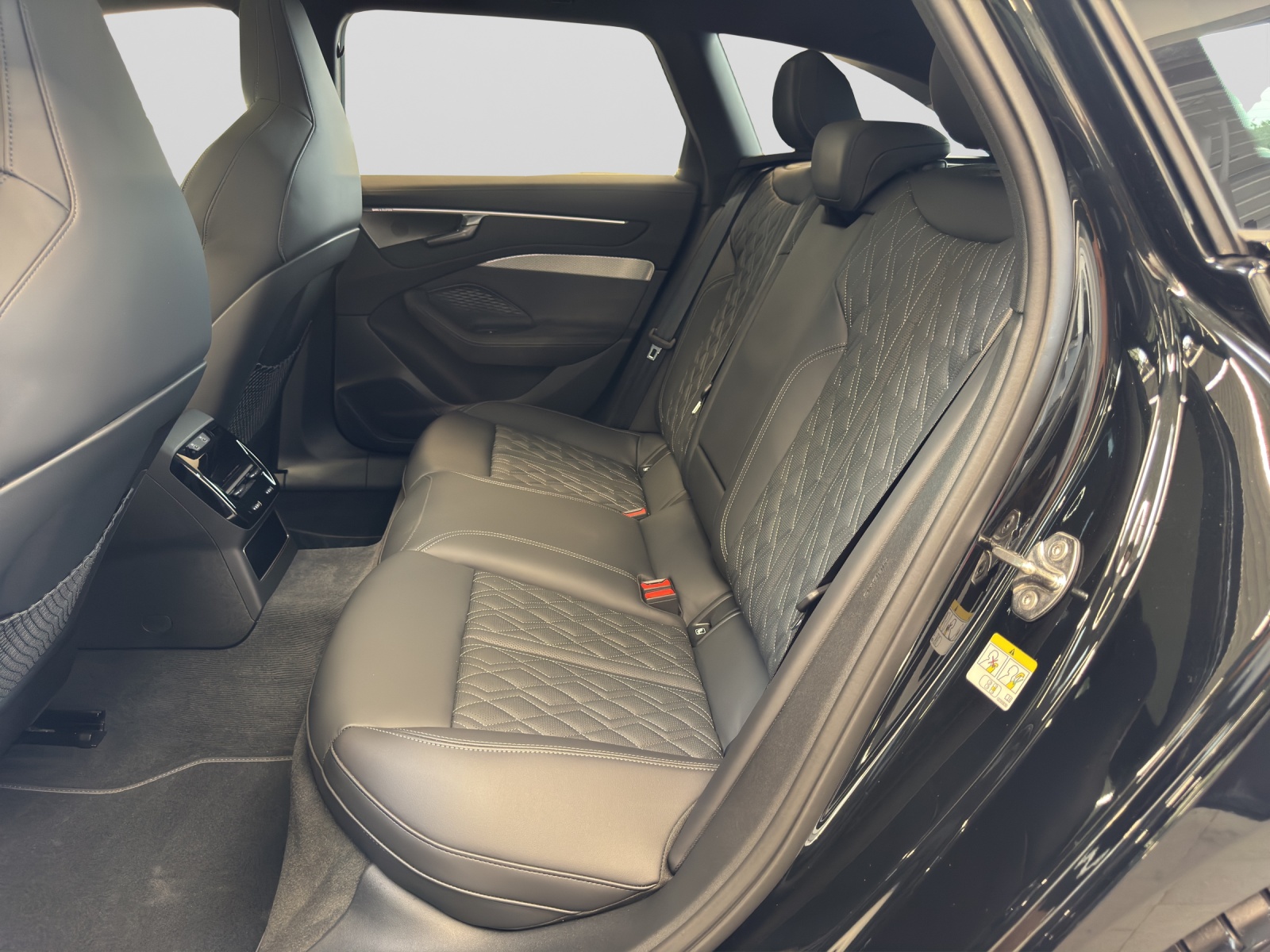 A6 Avant TFSI quattro S line Black AHK B&O HuD Tech pro Standheizung