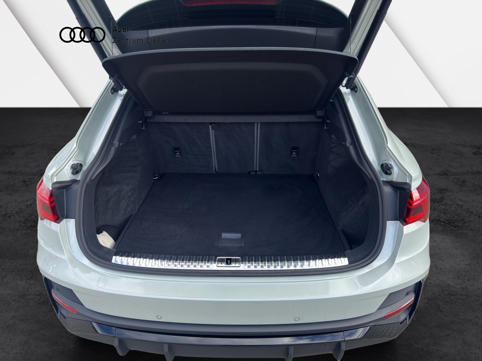 Q3 Sportback 40 TFSI quattro S line EDITION ONE black Matrix-LED