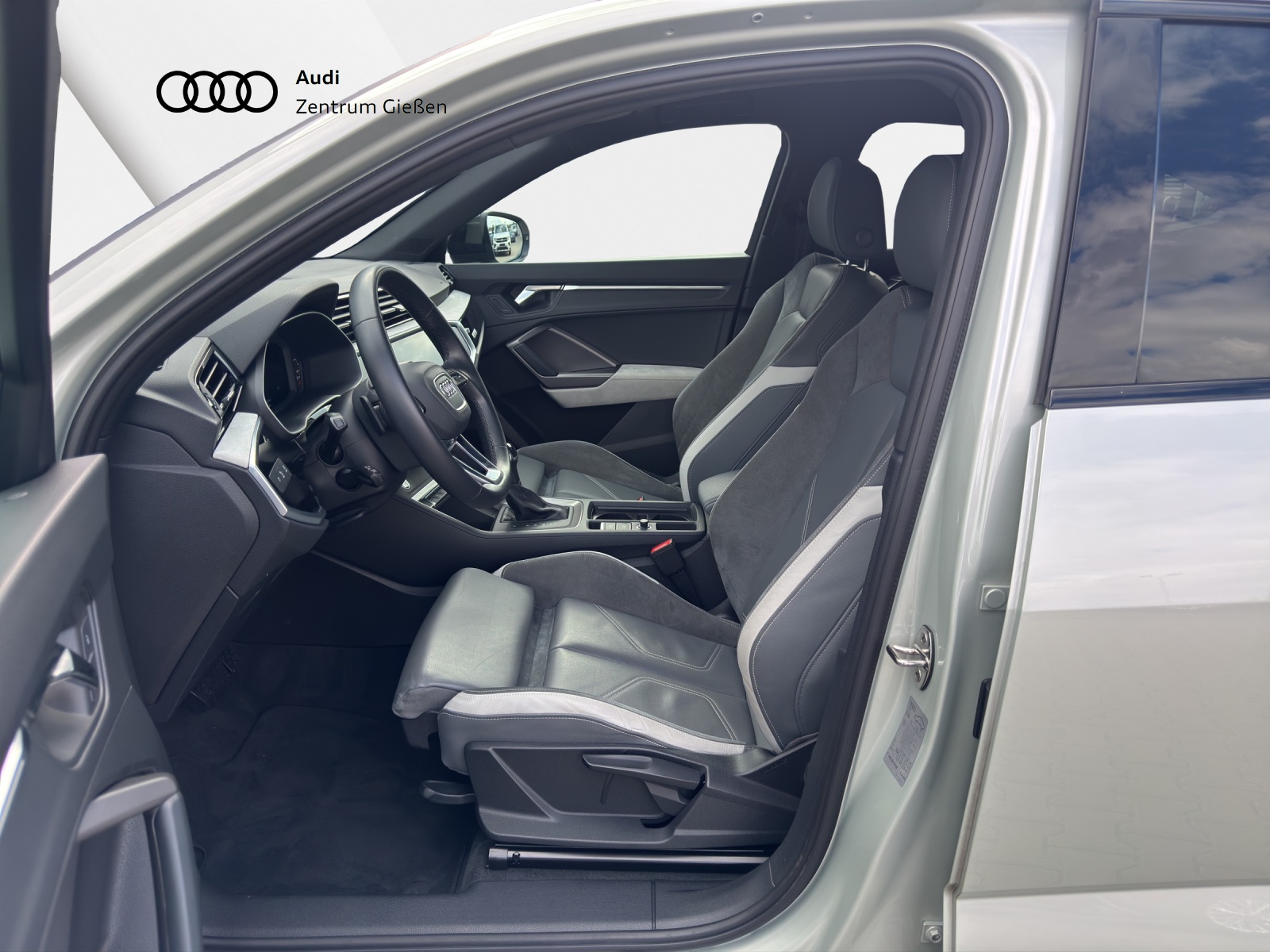 Q3 Sportback 40 TFSI quattro S line EDITION ONE black Matrix-LED