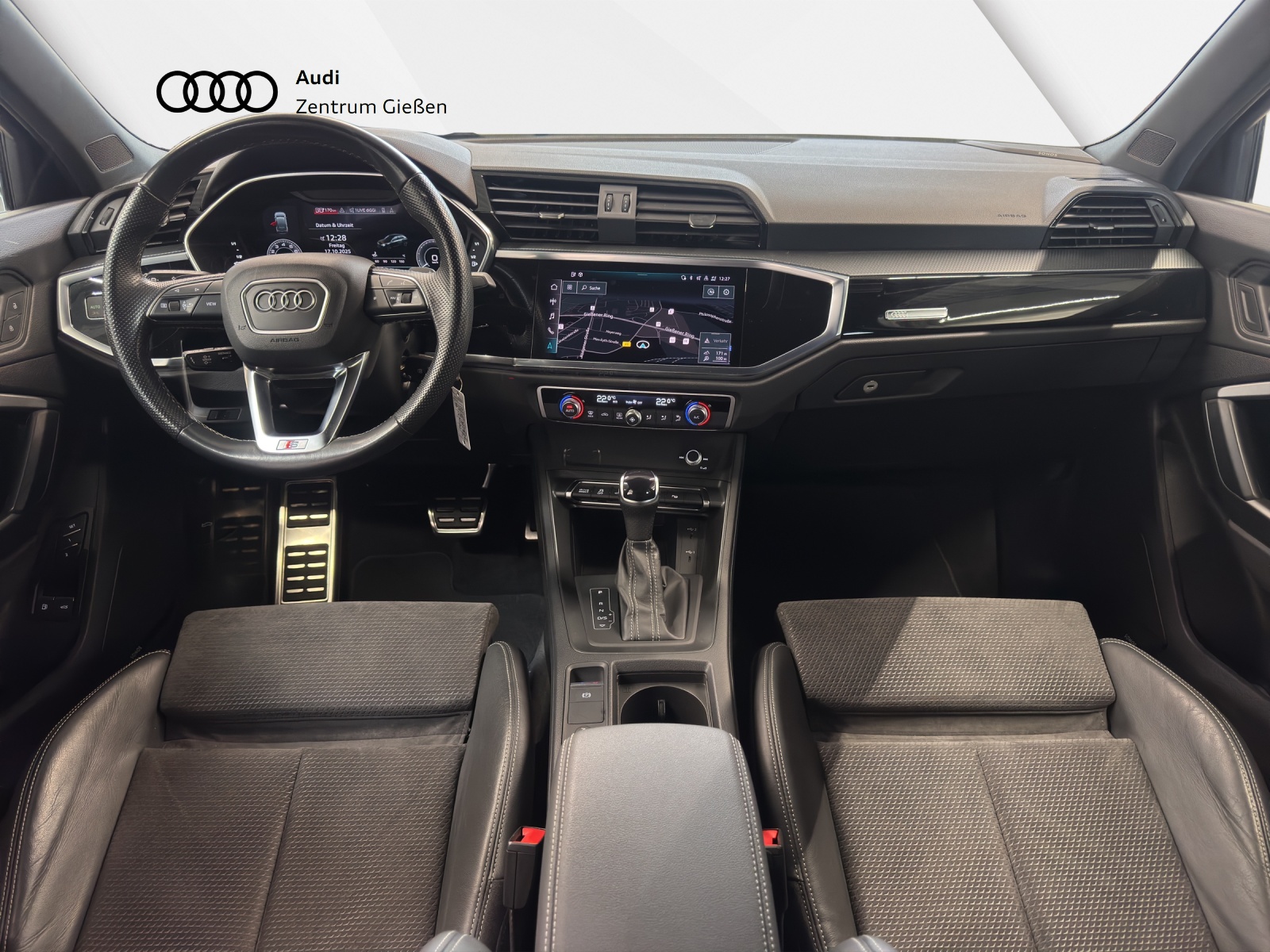 Q3 Sportback 45 TFSI e S line Black SONOS Navi 360°Kamera