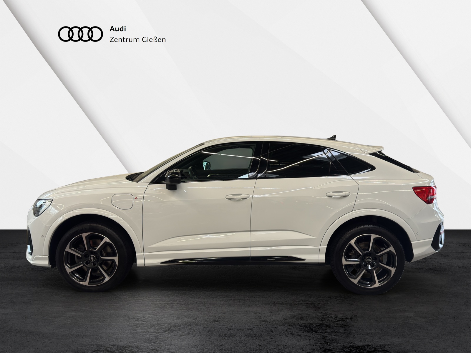 Q3 Sportback 45 TFSI e S line Black SONOS Navi 360°Kamera