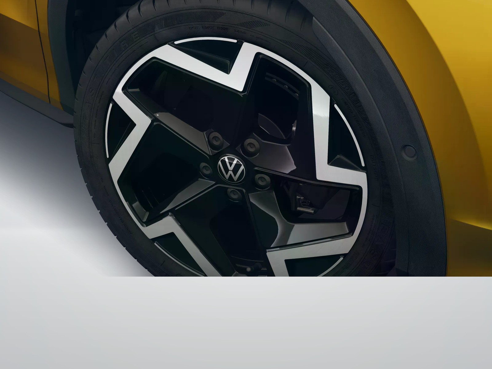 T-Roc eTSI DSG R-Line IQ-Light ACC Navi Kamera