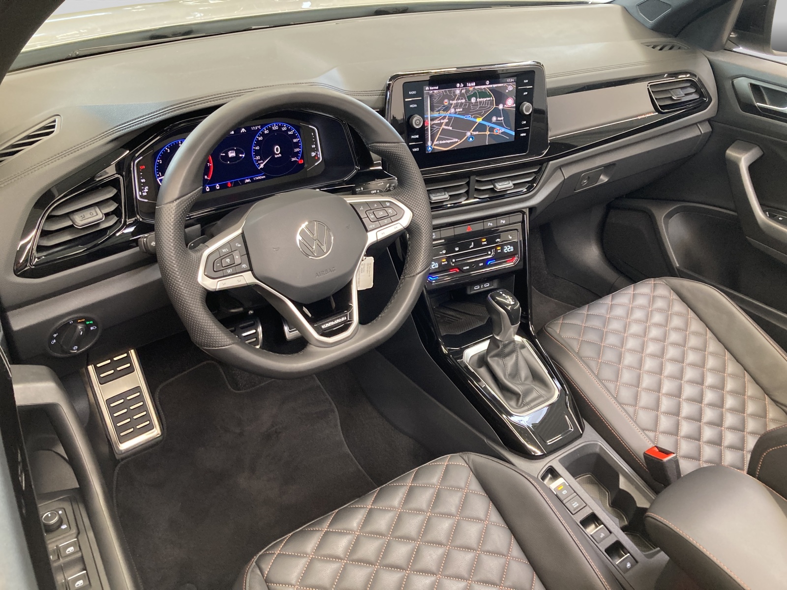 T-Roc Cabrio TSI DSG R-Line Edition Karmann IQ-Light AHK Navi