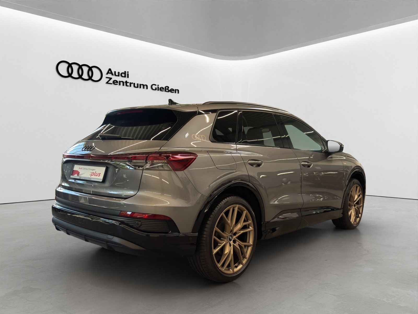 Q4 e-tron 40 S line edition one HuD Matrix-LED Assistenzpaket pro