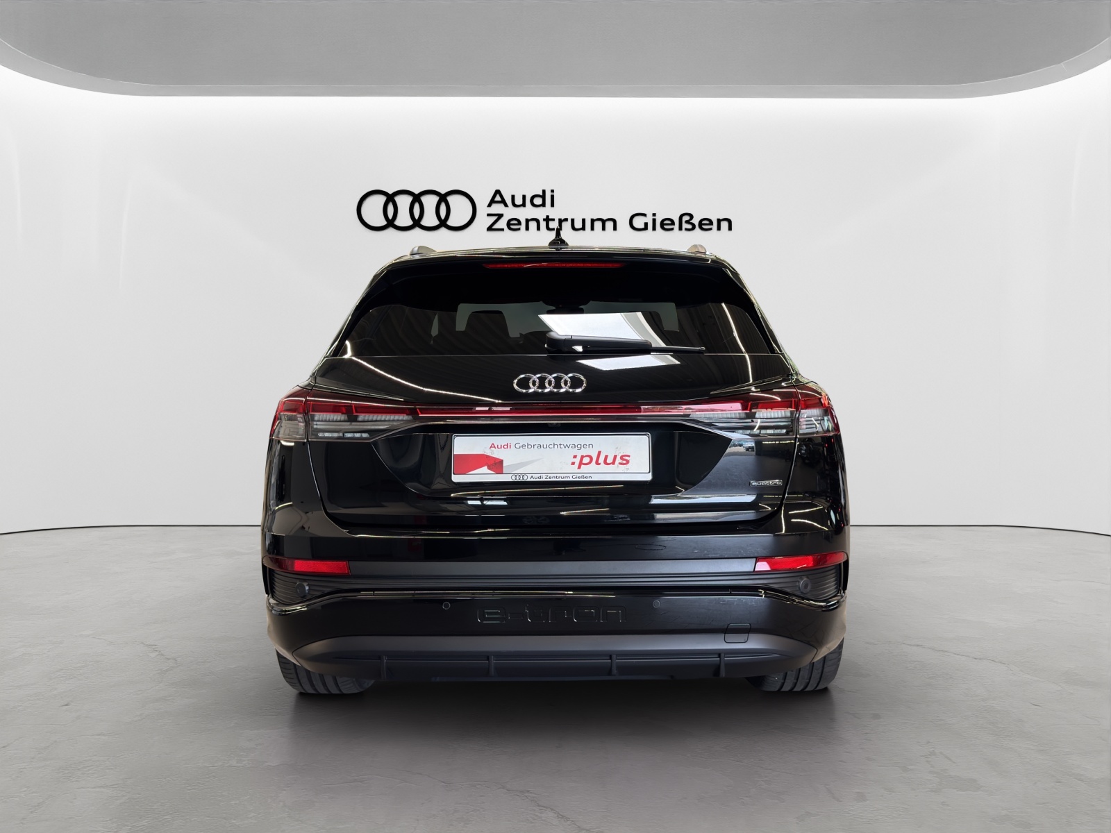 Q4 e-tron 50 quattro S line Black Matrix-LED Navi