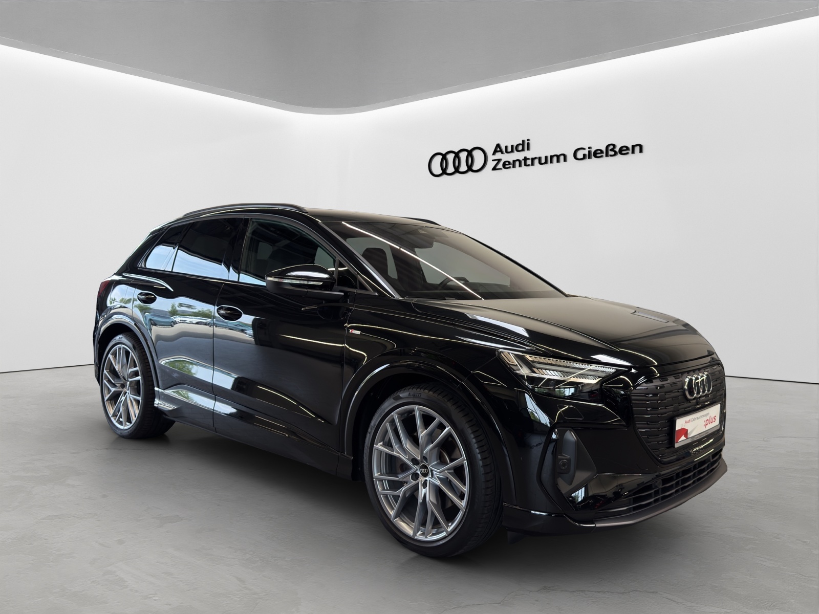 Q4 e-tron 50 quattro S line Black Matrix-LED Navi