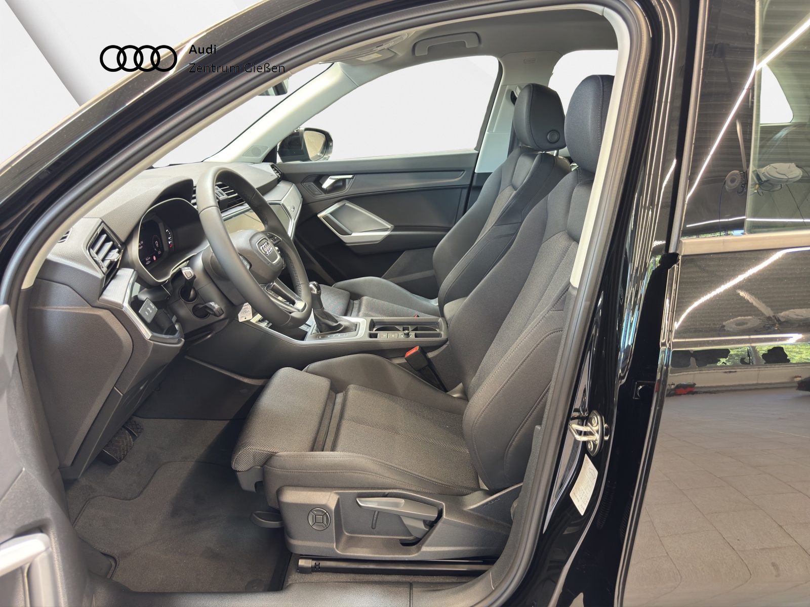 Q3 35 TFSI advanced AHK LED Kamera Standheizung