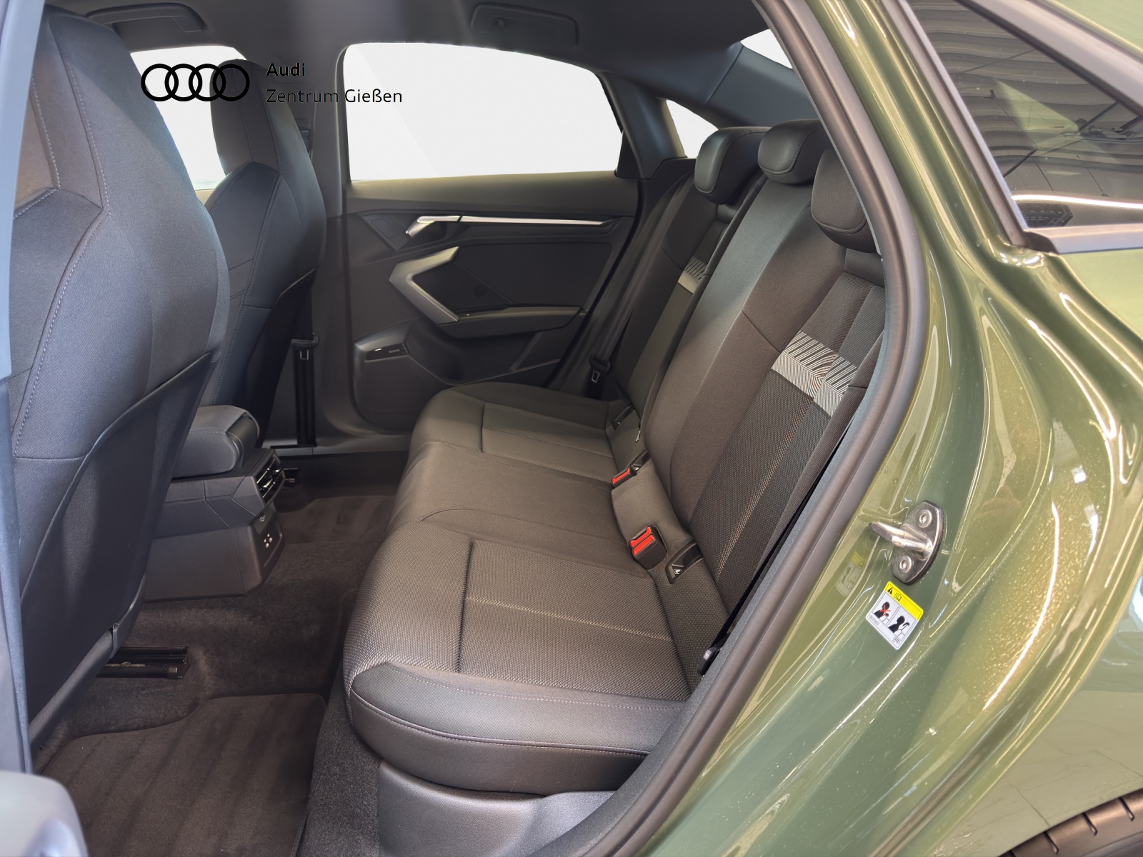 A3 Limousine 35 TFSI advanced AHK HuD SONOS Navi Kamera