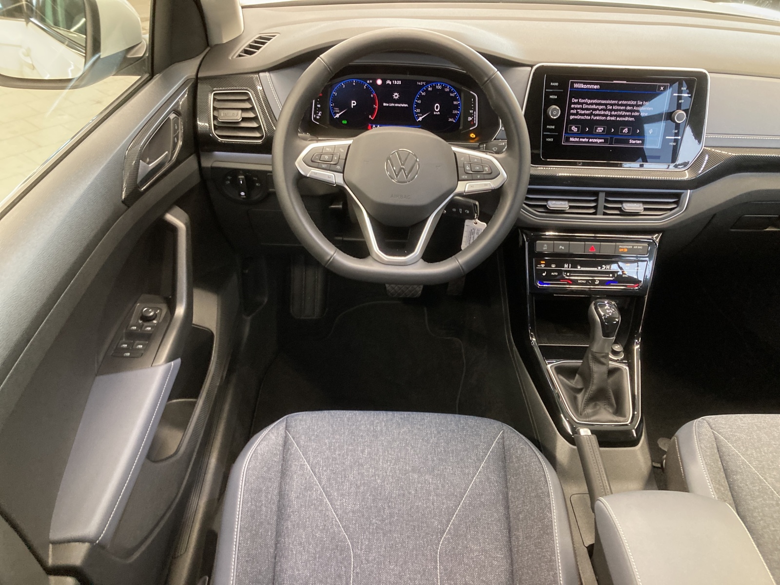 T-Cross TSI DSG Style IQ-Light Navi TravelAssist