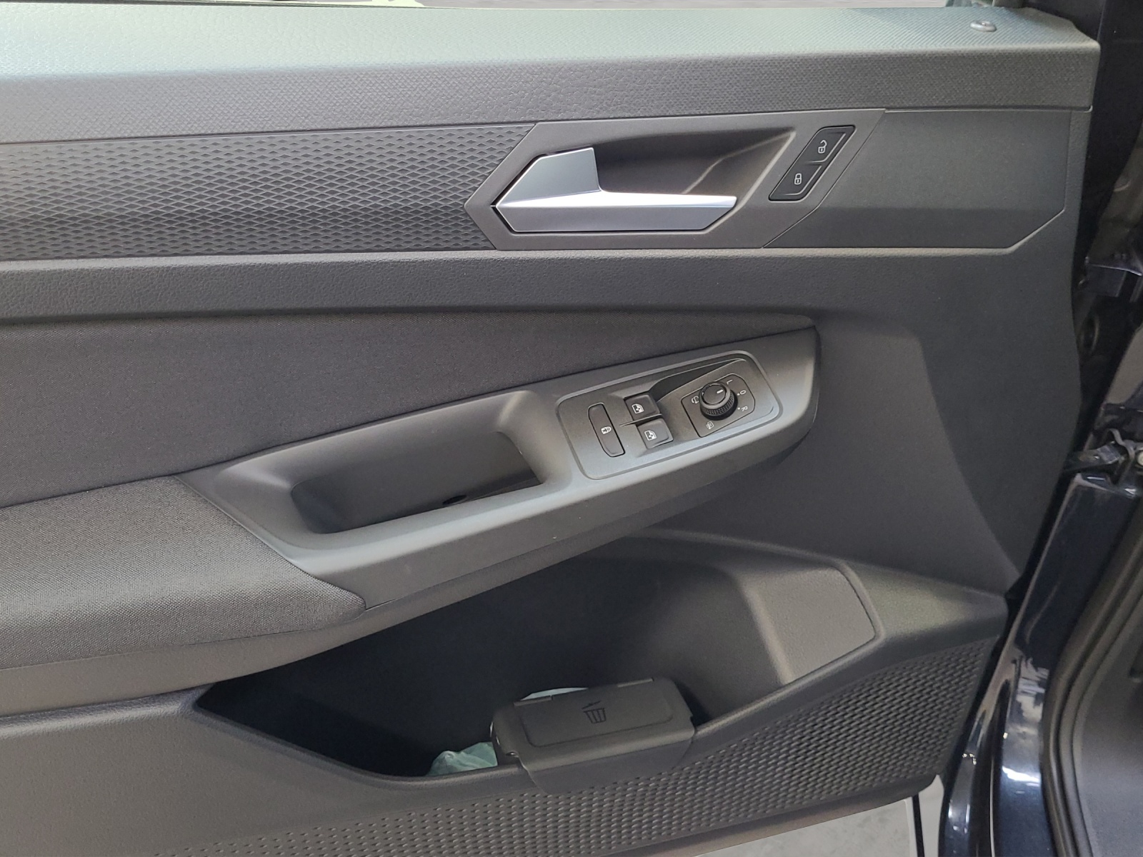 Caddy Maxi TSI DSG Life 7-Si. ACC AHK AppConnect Kamera