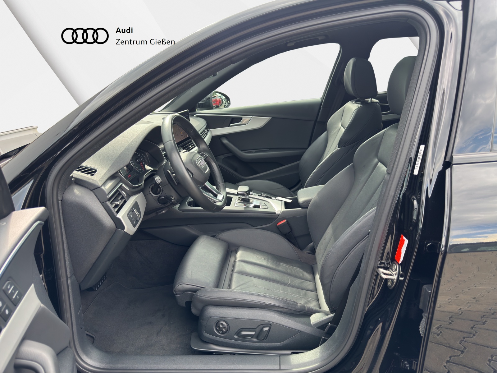 A4 Avant 40 TDI S line Black PANO Businesspaket
