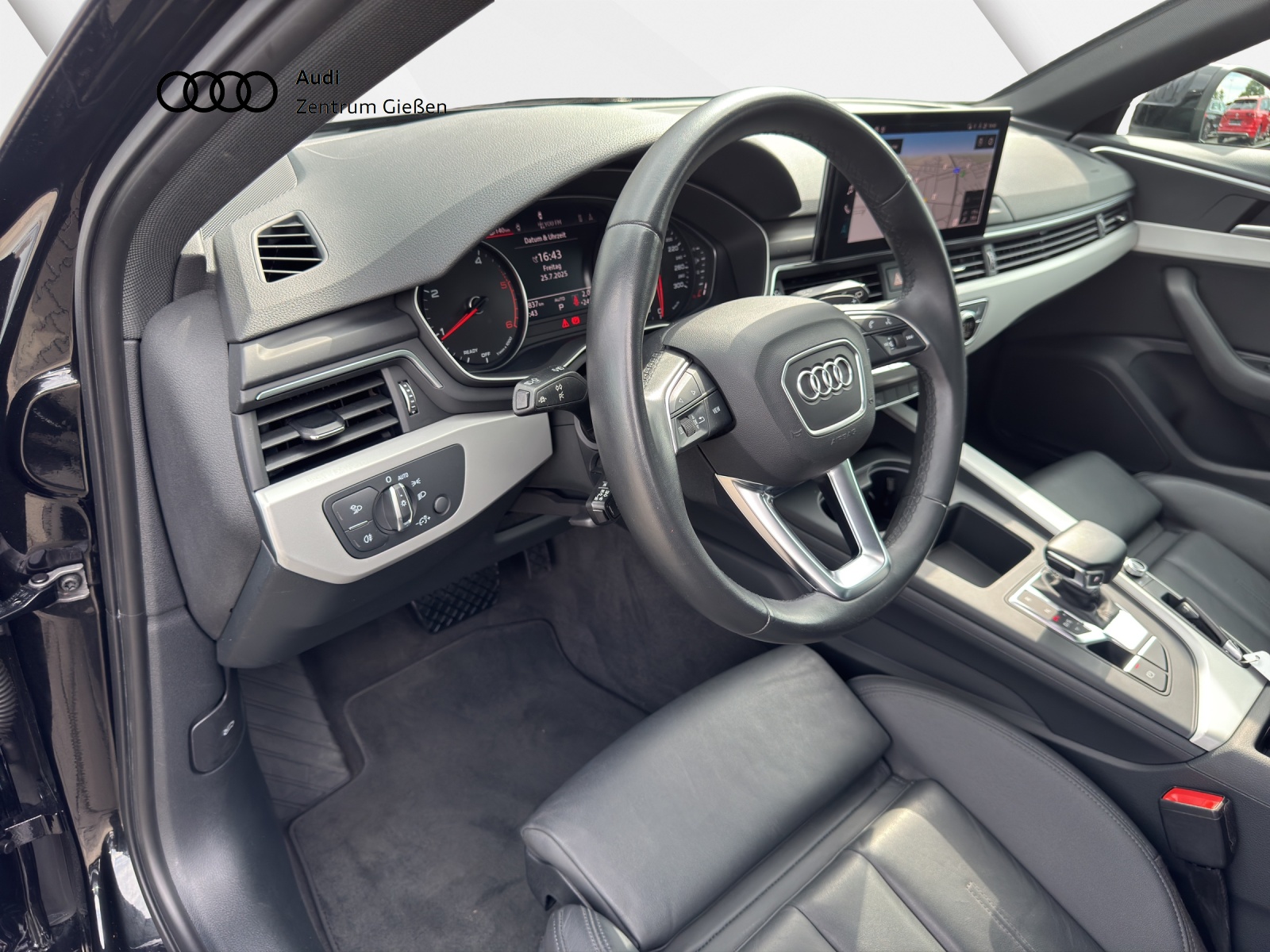 A4 Avant 40 TDI S line Black PANO Businesspaket