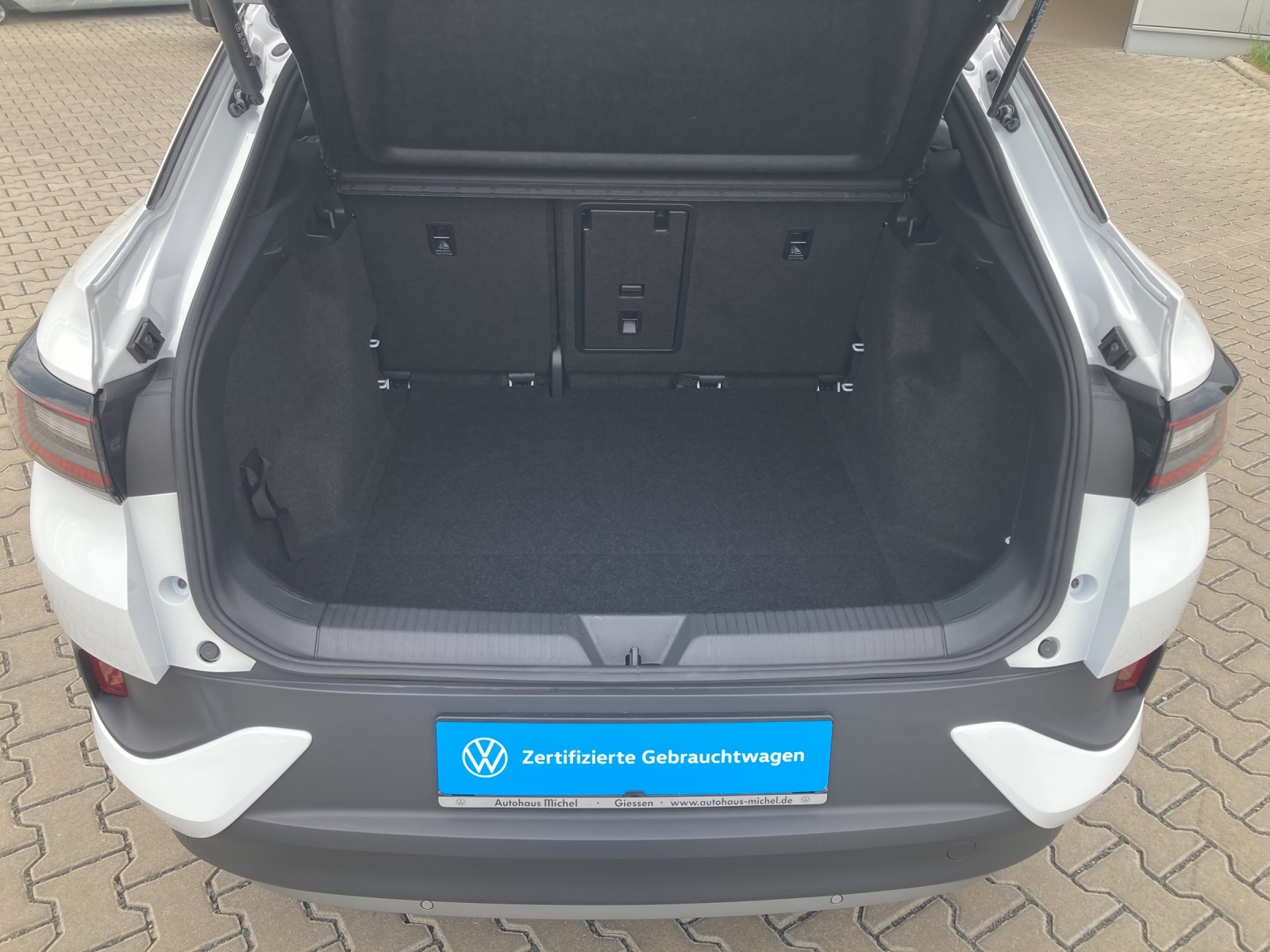 ID.5 Pro 210 kW/77kWh LED ACC Navi Kamera