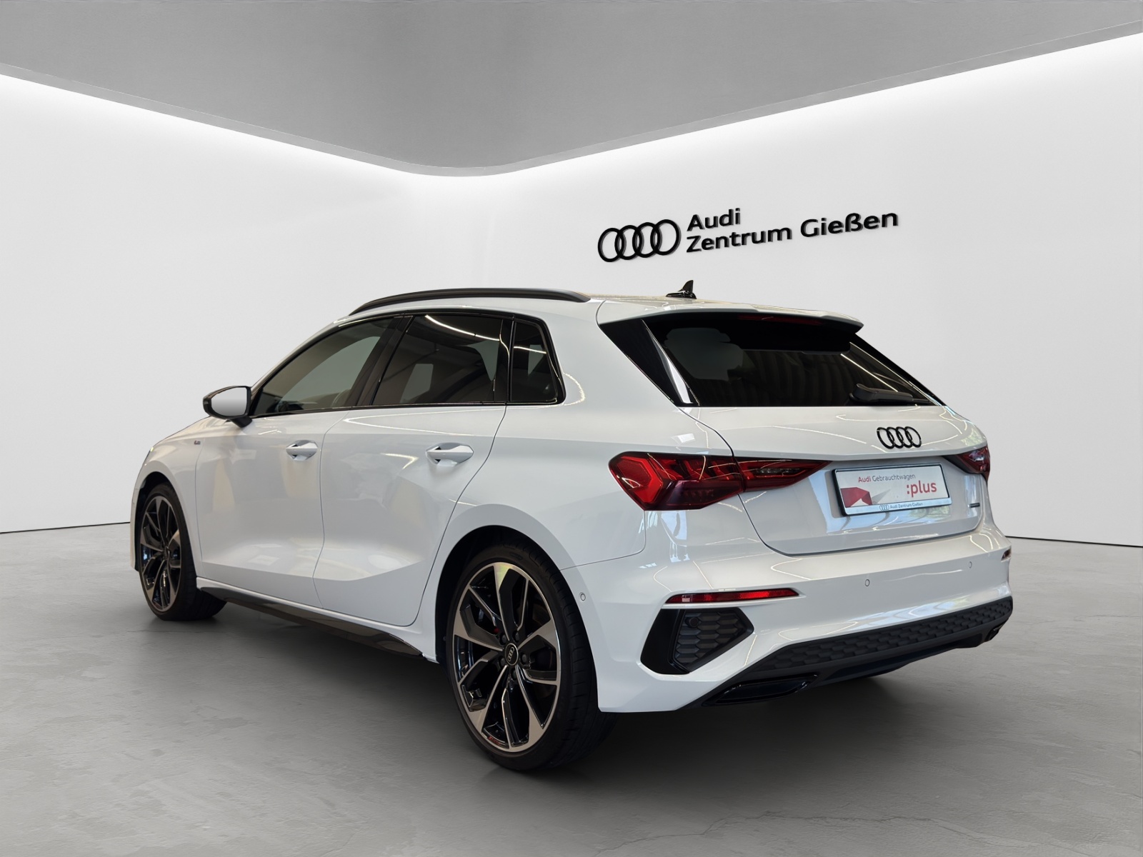 A3 Sportback 40 TFSI quattro S line Black HuD Standheizung Navi