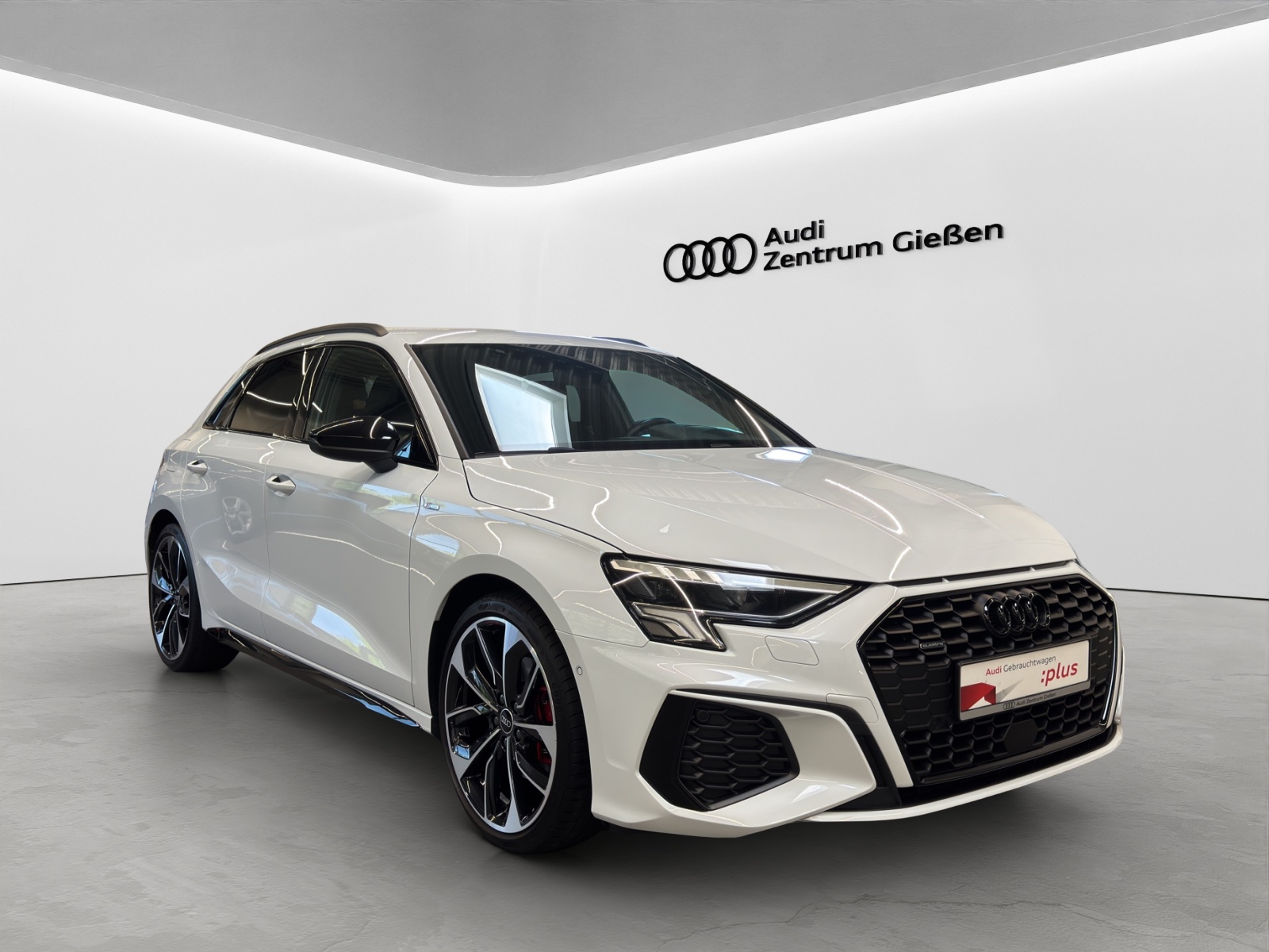 A3 Sportback 40 TFSI quattro S line Black HuD Standheizung Navi
