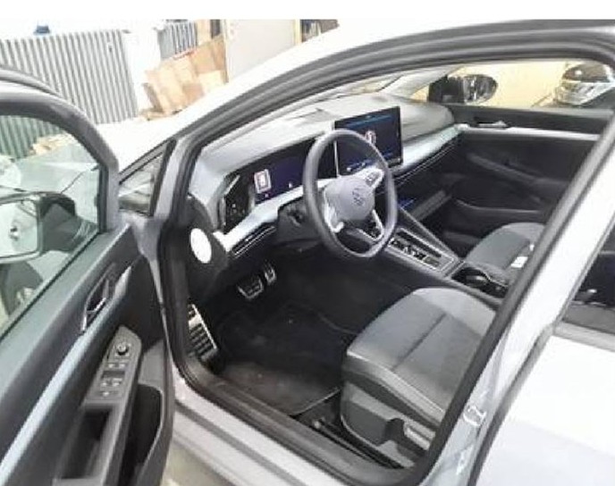 Golf VIII Variant 2.0 TDI DSG Goal IQ-Light TravlAssist Navi AHK