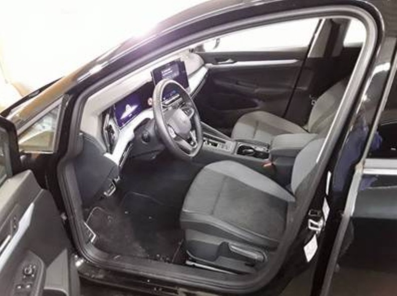 Golf 8 TDI DSG Goal Navi AHK Kamera