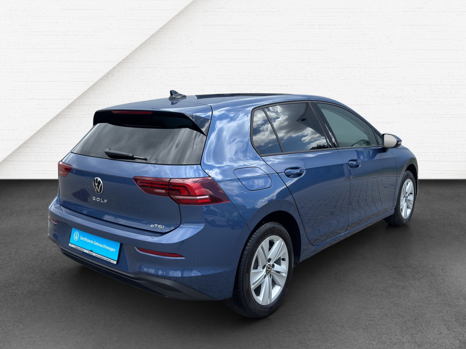 Golf 8 eTSI DSG Life