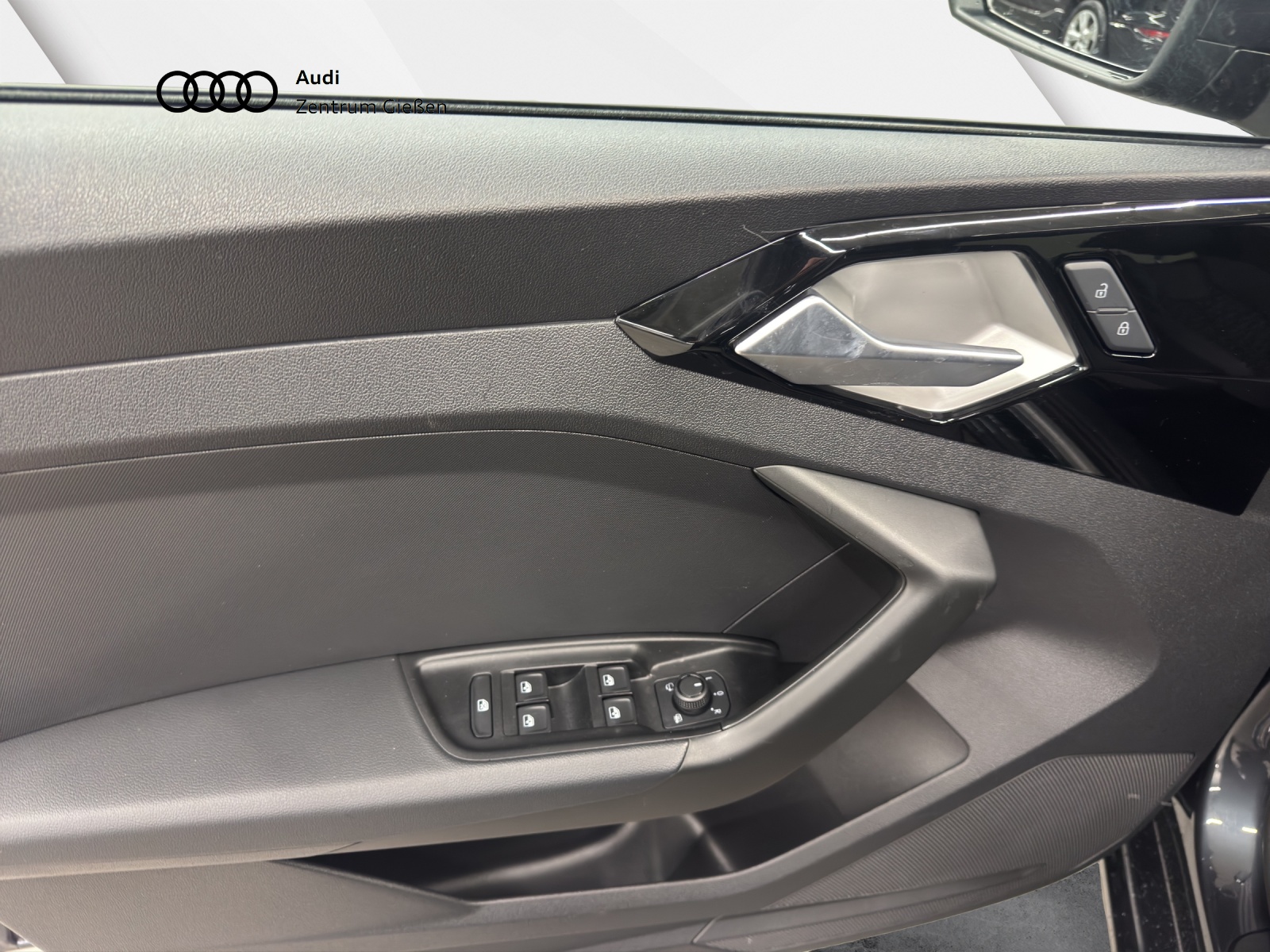 A1 Sportback 30 TFSI S-tronic advanced ACC SHZ