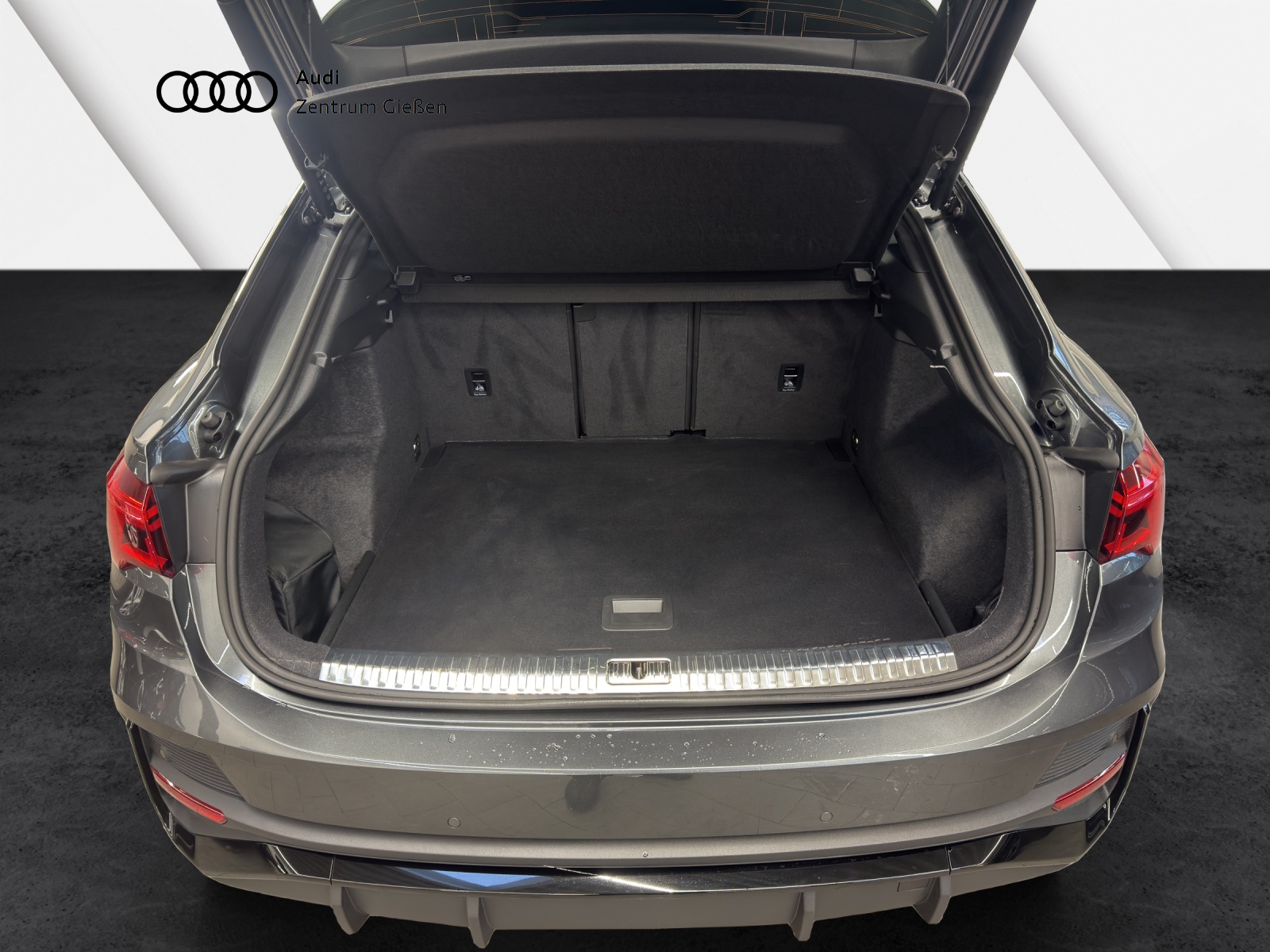 Q3 Sportback 35 TFSI S line Black AHK Kamera LED Navi