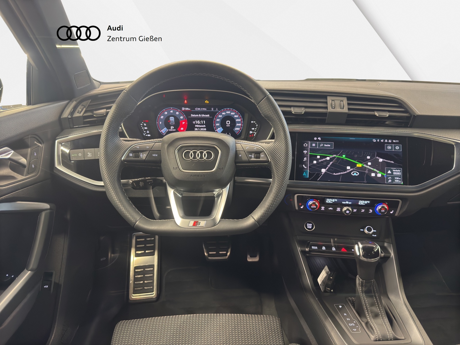 Q3 Sportback 35 TFSI S line Black AHK Kamera LED Navi