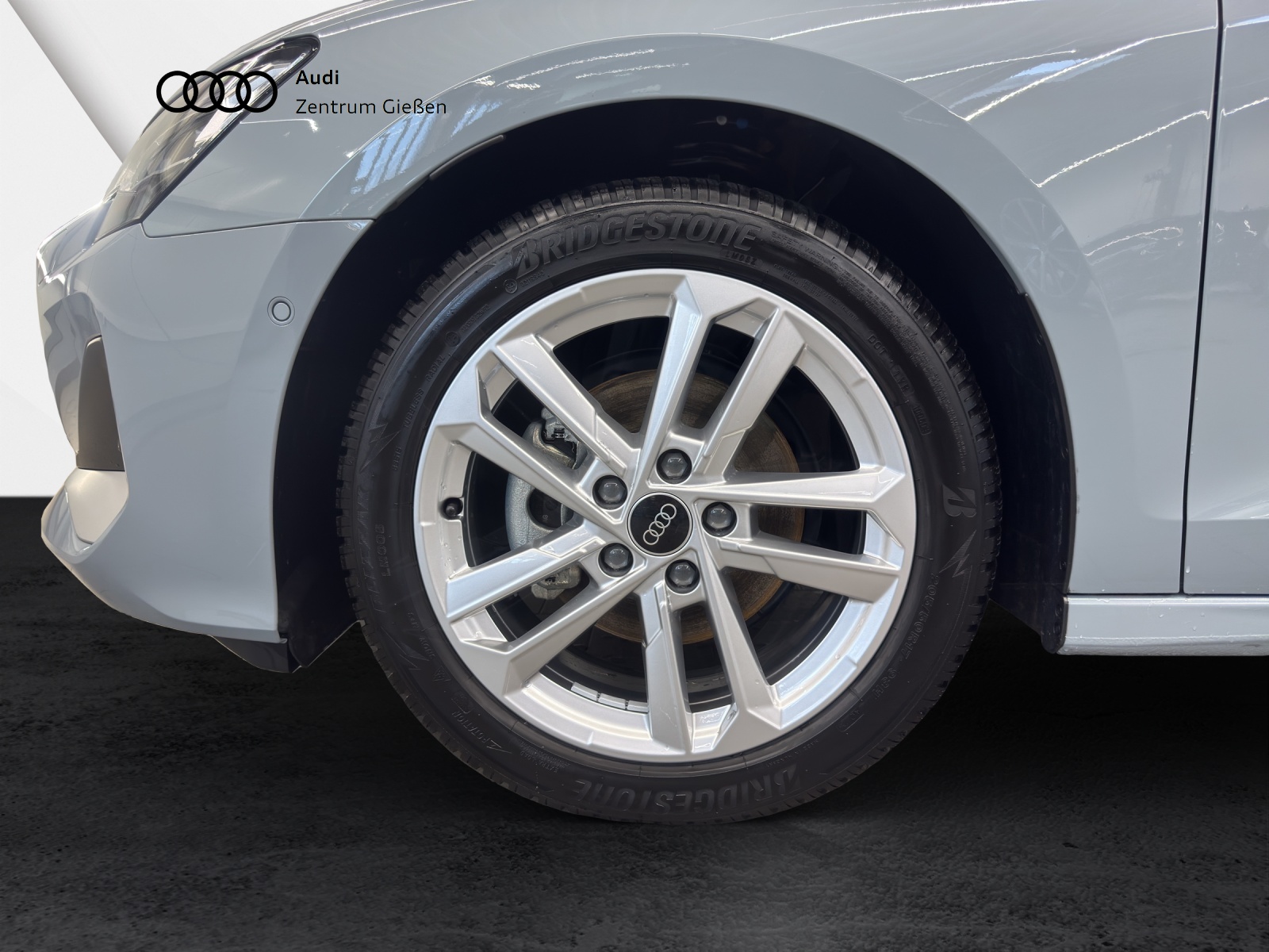 A3 Limousine 30 TFSI S-tronic advanced AHK Navi LED