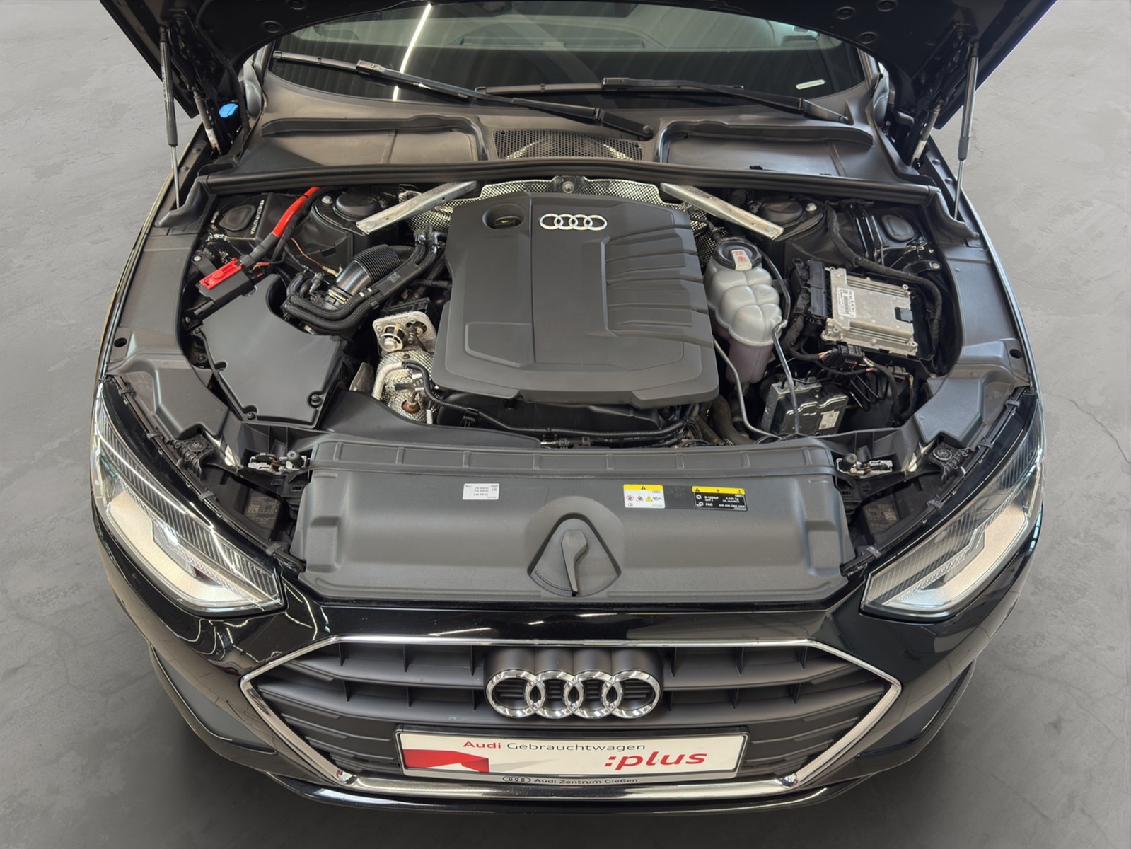 A4 Avant 35 TDI S-tronic basis LED AHK Navi