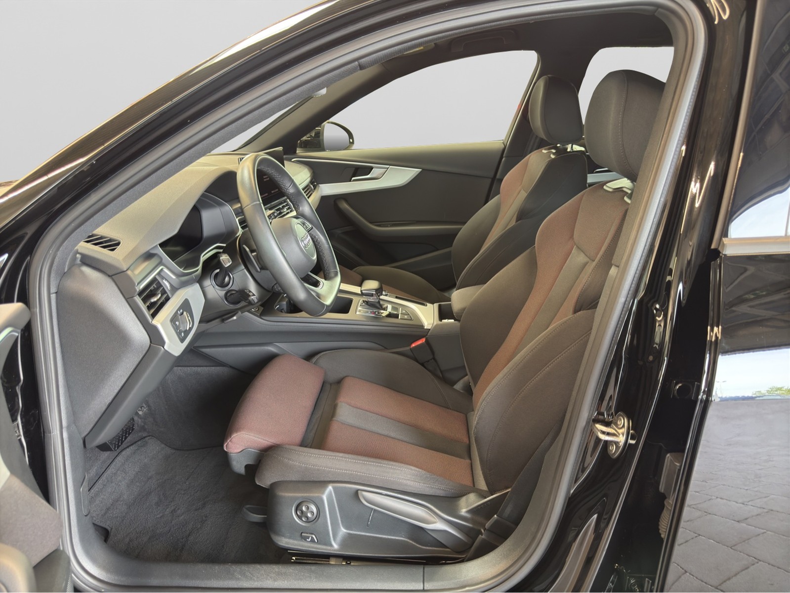 A4 Avant 35 TDI S-tronic basis LED AHK Navi