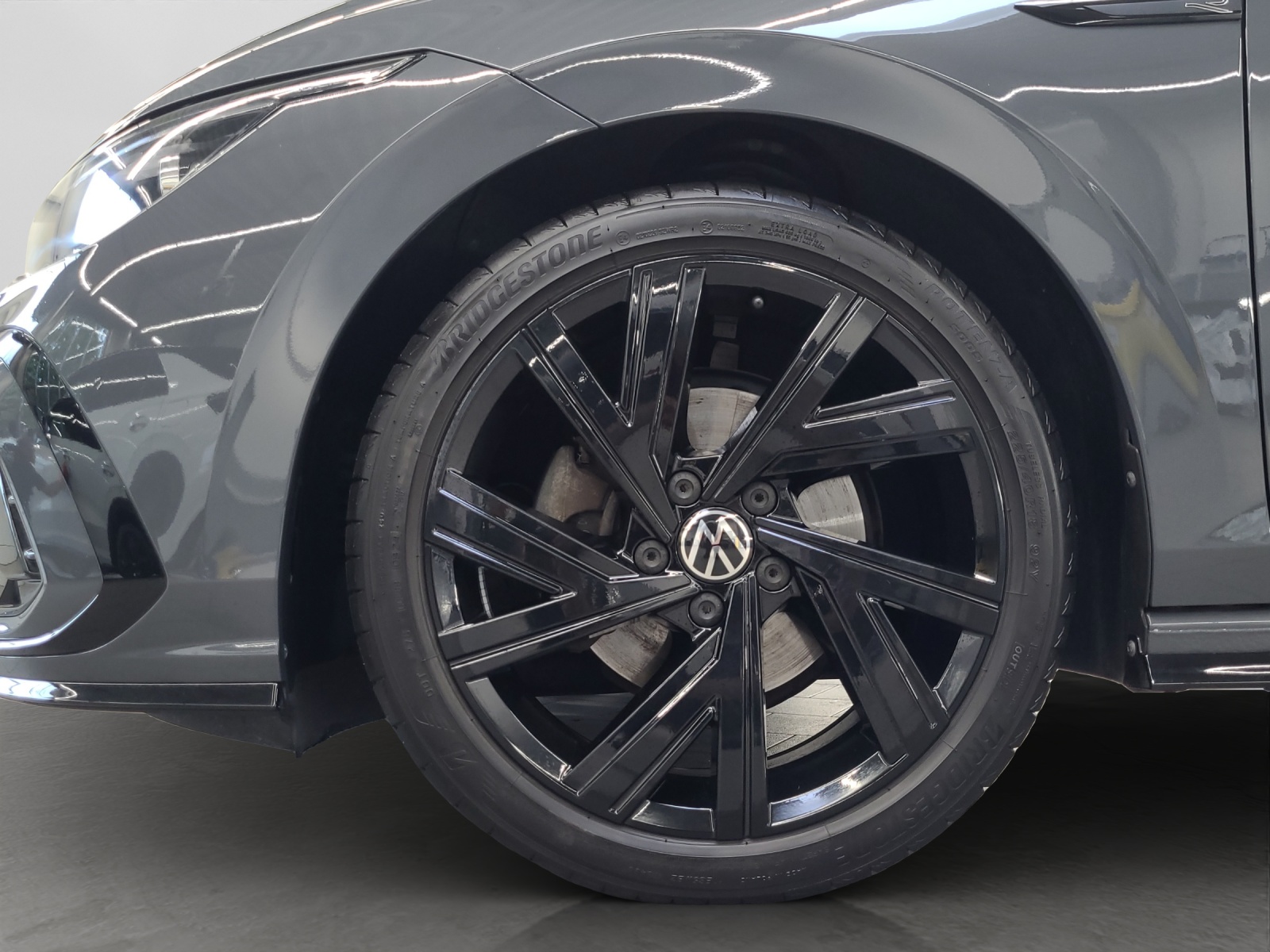 Golf 8 eTSI DSG R-Line