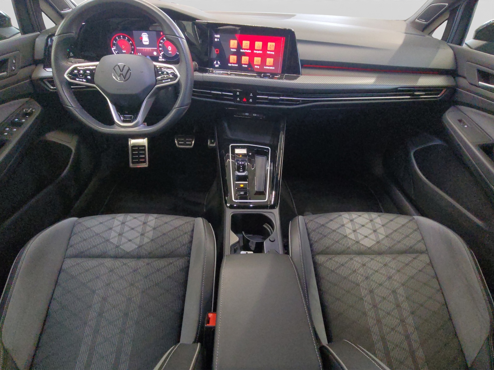 Golf 8 eTSI DSG R-Line
