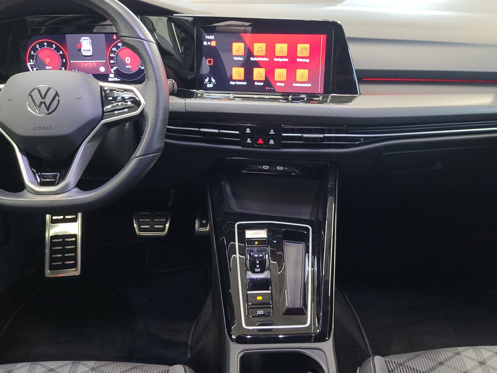 Golf 8 eTSI DSG R-Line