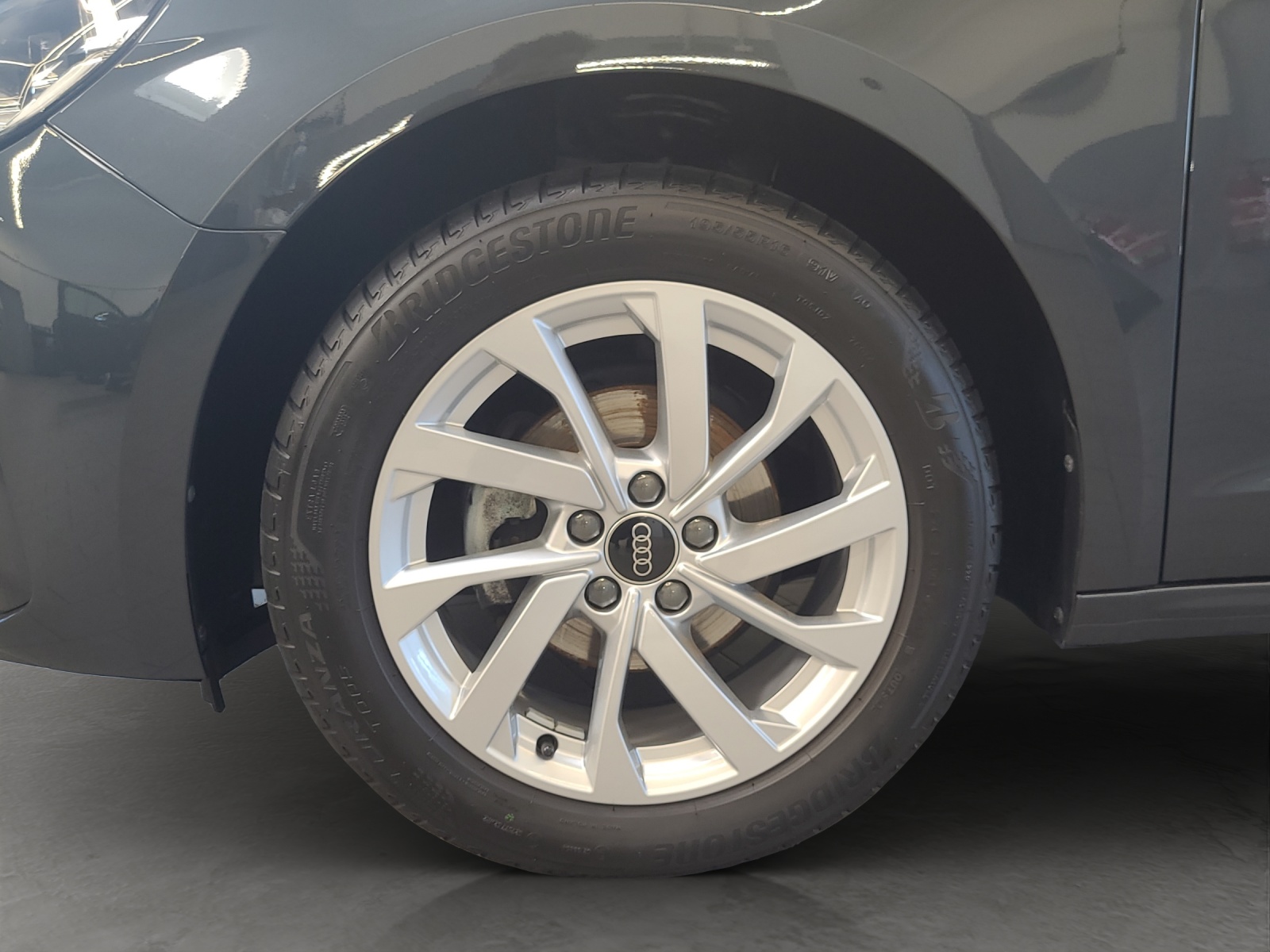A1 Sportback 25 TFSI advanced smartphone interface