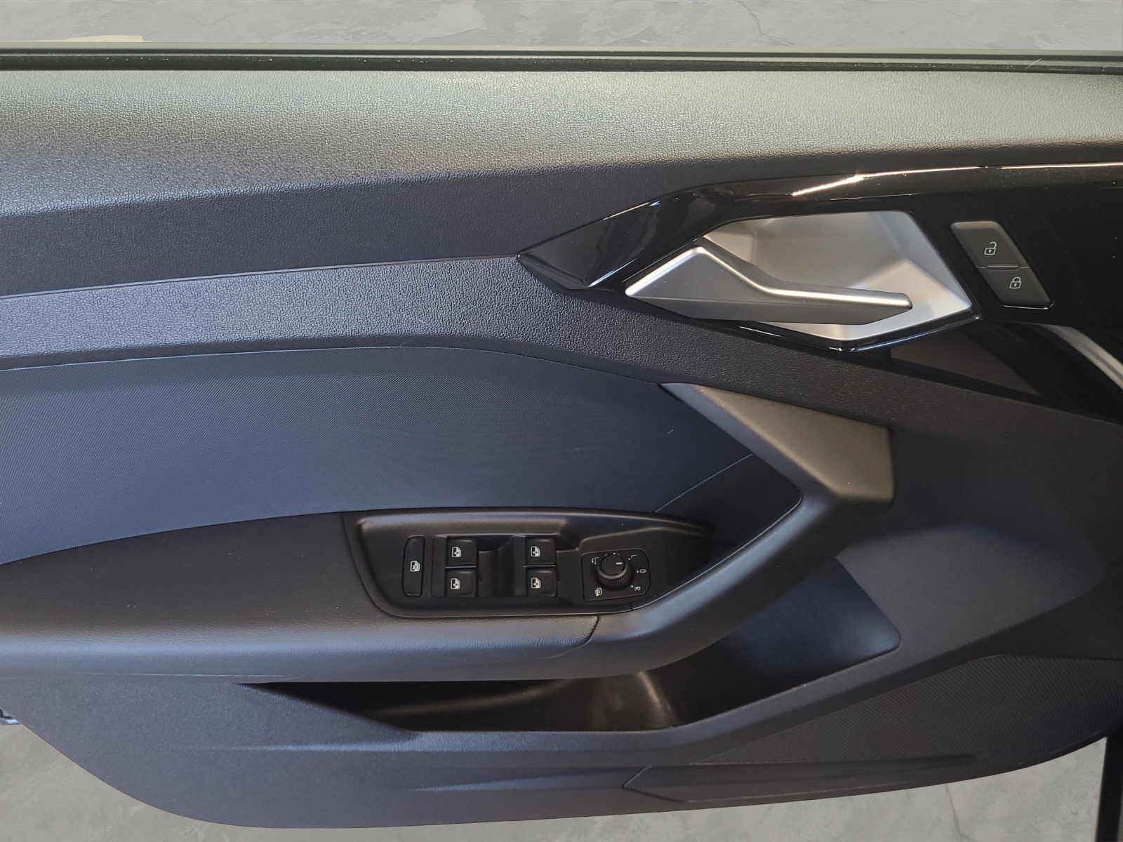 A1 Sportback 25 TFSI advanced smartphone interface