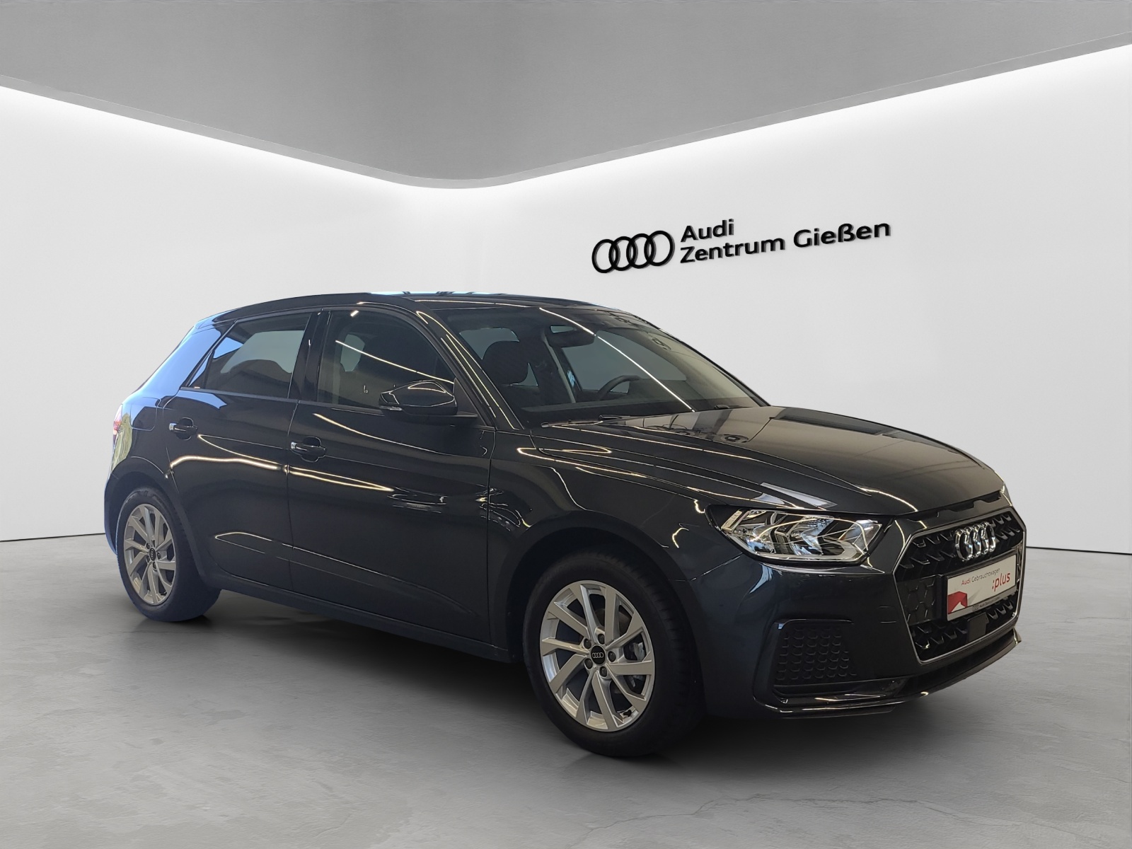 A1 Sportback 25 TFSI advanced smartphone interface