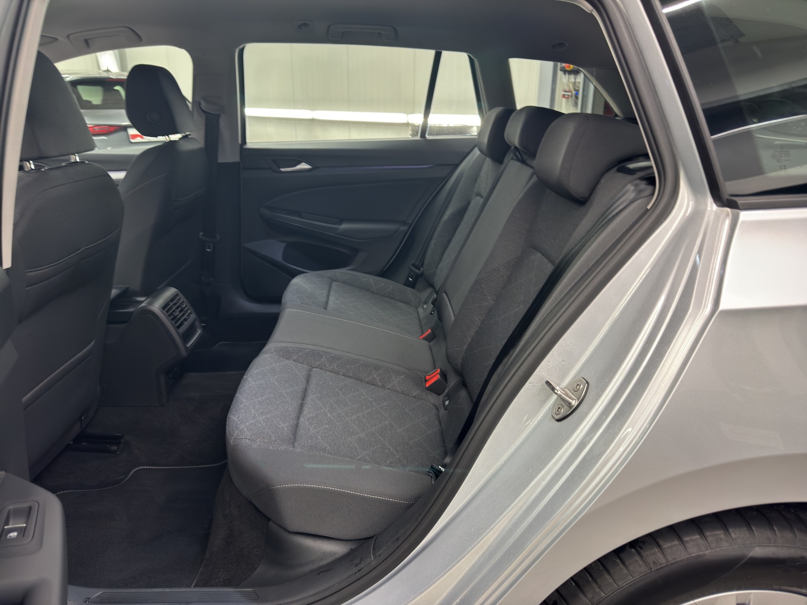 Golf 8 Variant eTSI DSG Life LED-Plus TravelAssist Navi