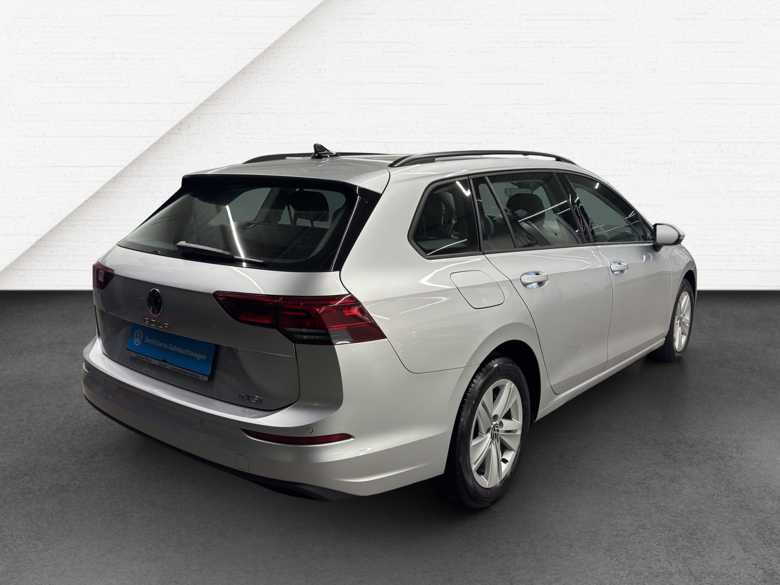 Golf 8 Variant eTSI DSG Life LED-Plus TravelAssist Navi