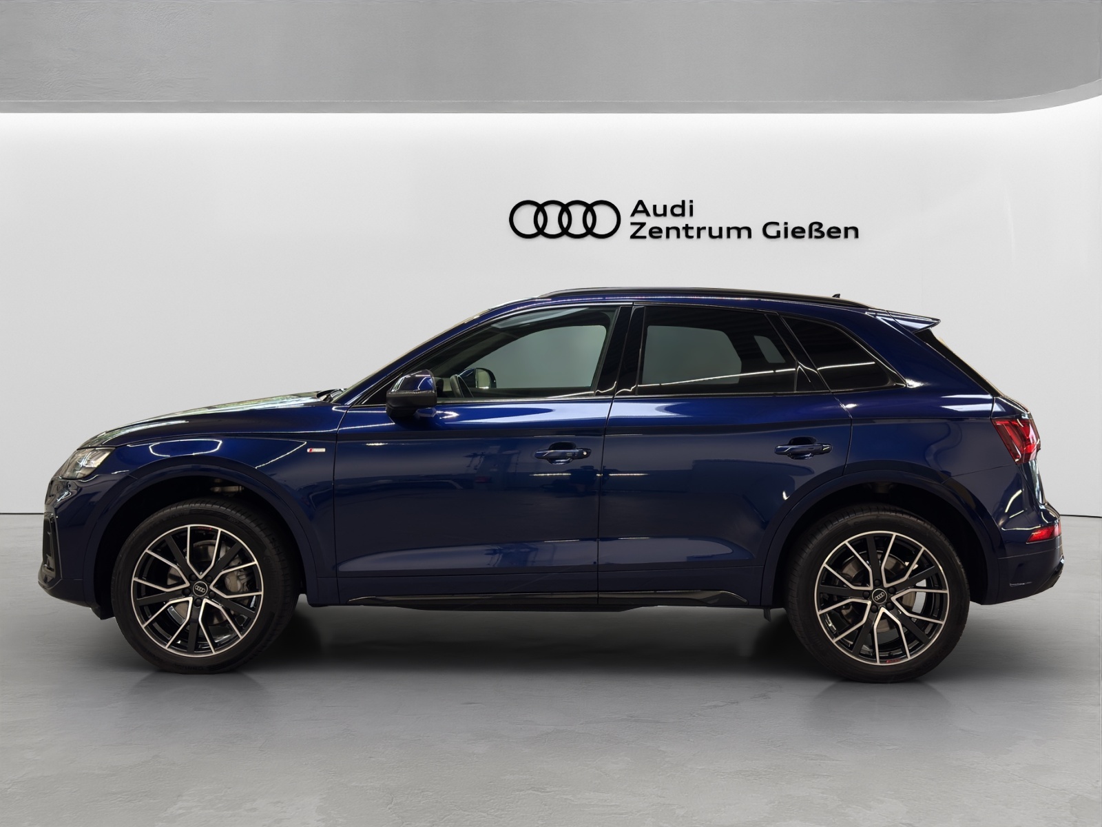 Q5 40 TDI quattro S line Black Carbon AHK Matrix-LED ACC Kamera