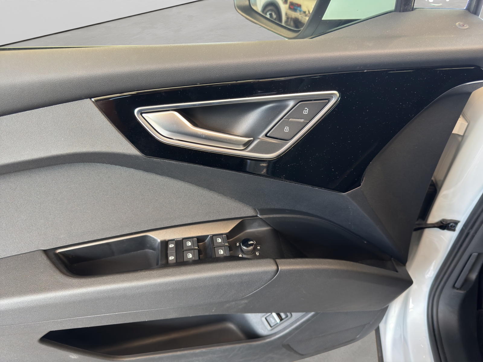 Q4 e-tron Sportback 50 quattro S line Assistenzpaket