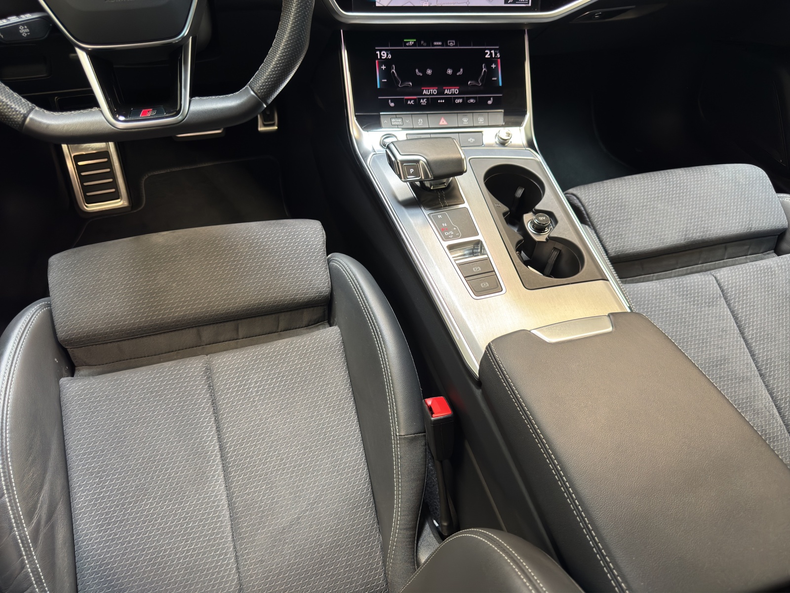 A6 Limousine 55 TFSI e quattro S line Black B&O AHK Matrix-LED Navi