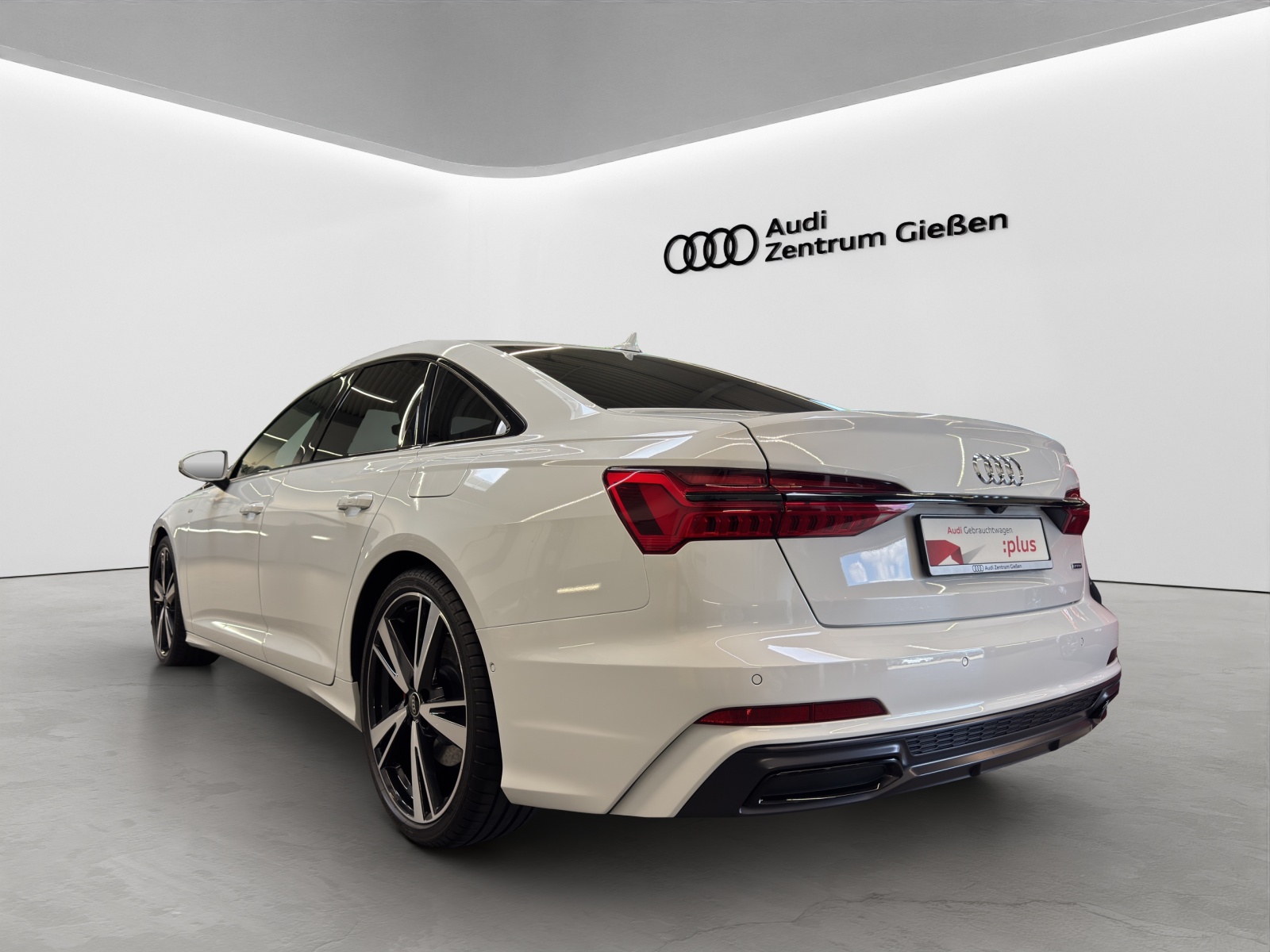 A6 Limousine 55 TFSI e quattro S line Black B&O AHK Matrix-LED Navi