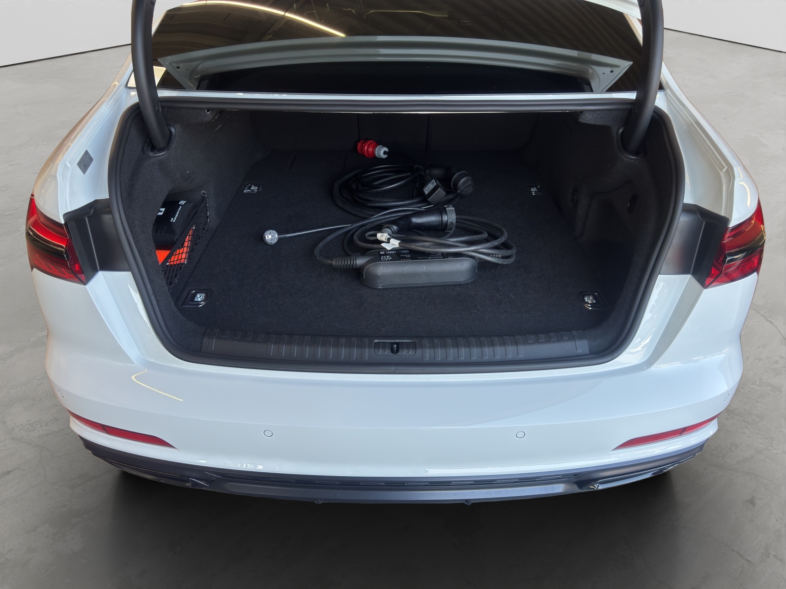 A6 Limousine 55 TFSI e quattro S line Black B&O AHK Matrix-LED Navi