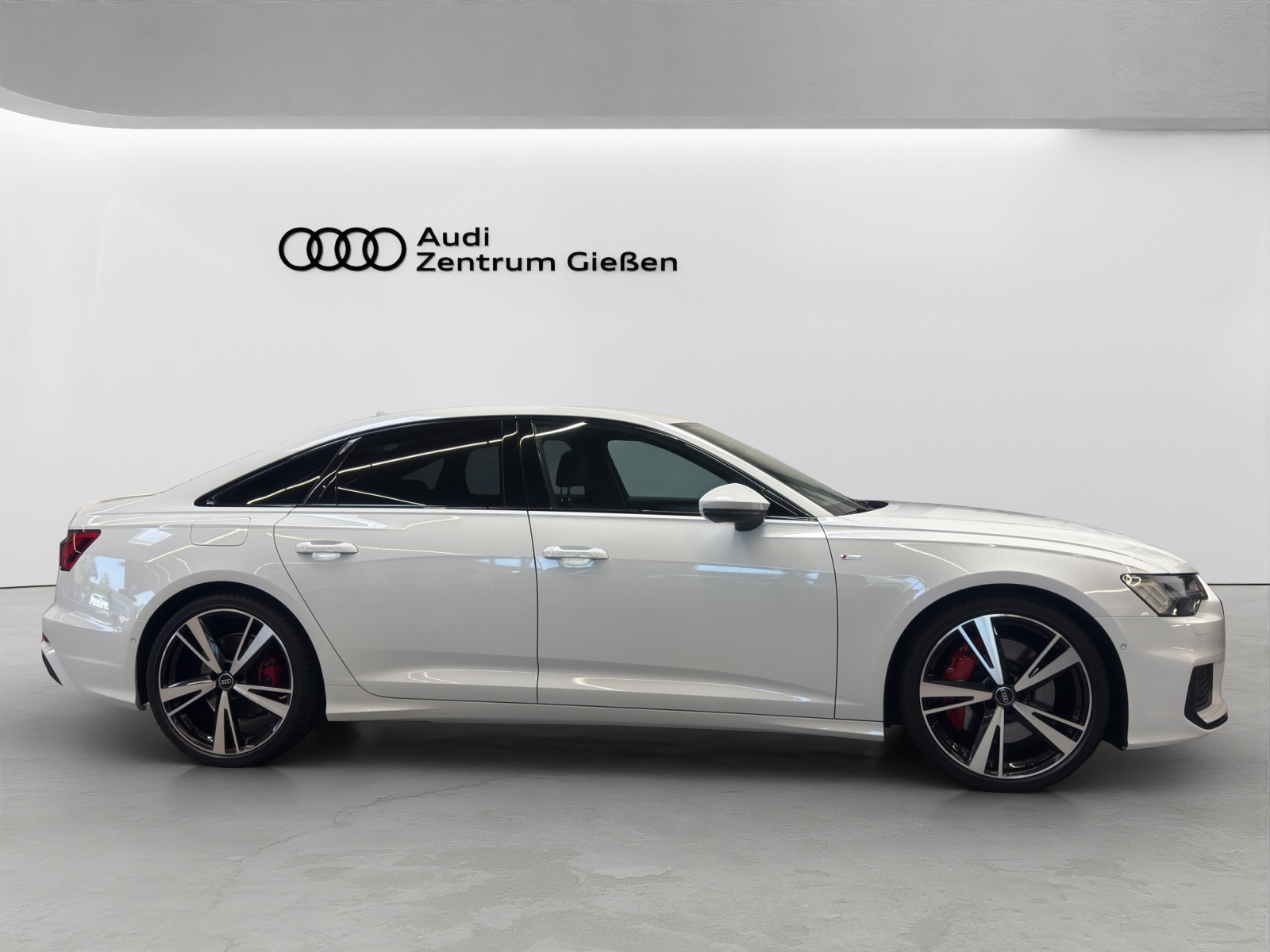 A6 Limousine 55 TFSI e quattro S line Black B&O AHK Matrix-LED Navi