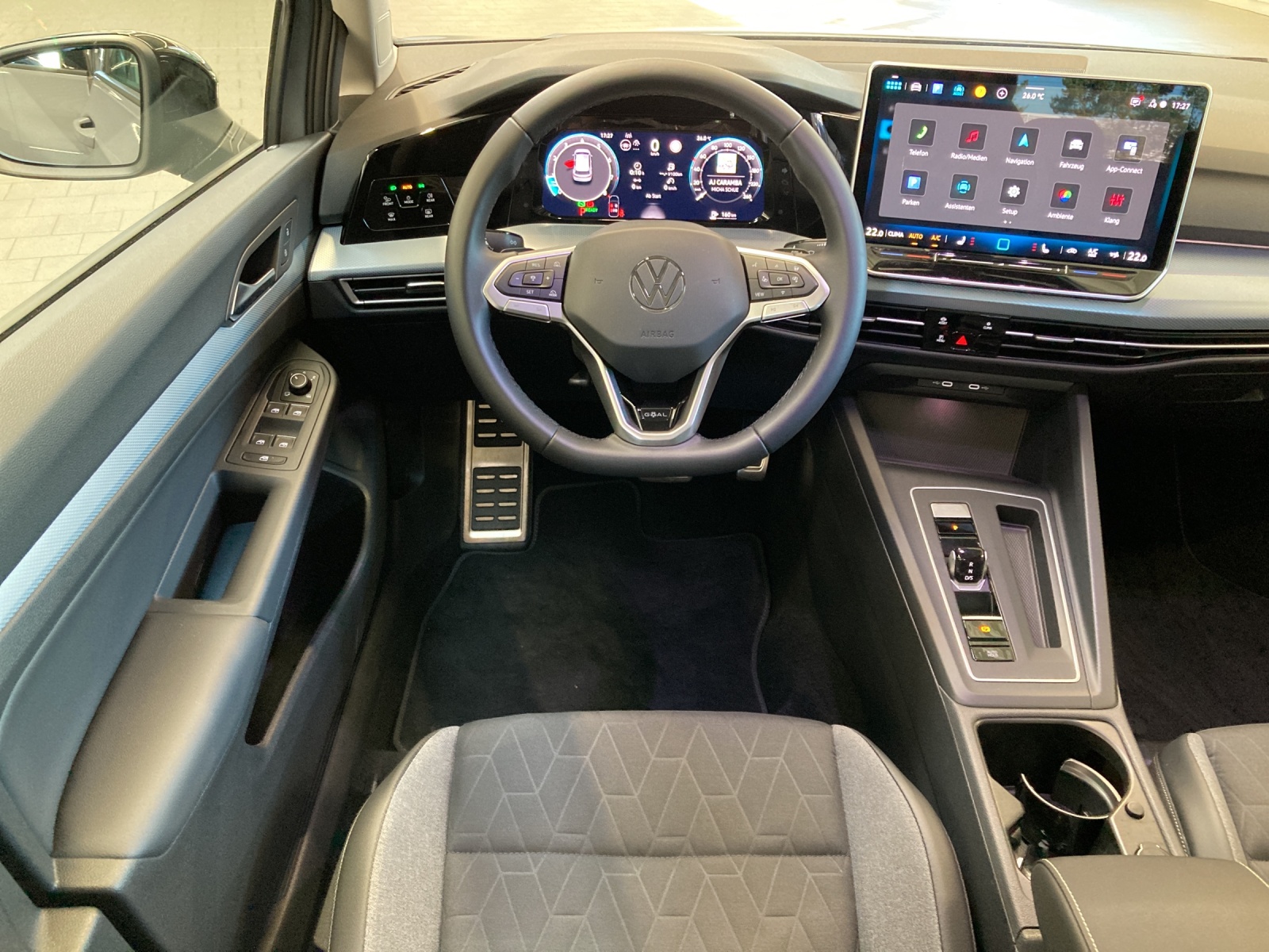 Golf 8 eTSI DSG Goal LED-Plus Navi AHK Kamera